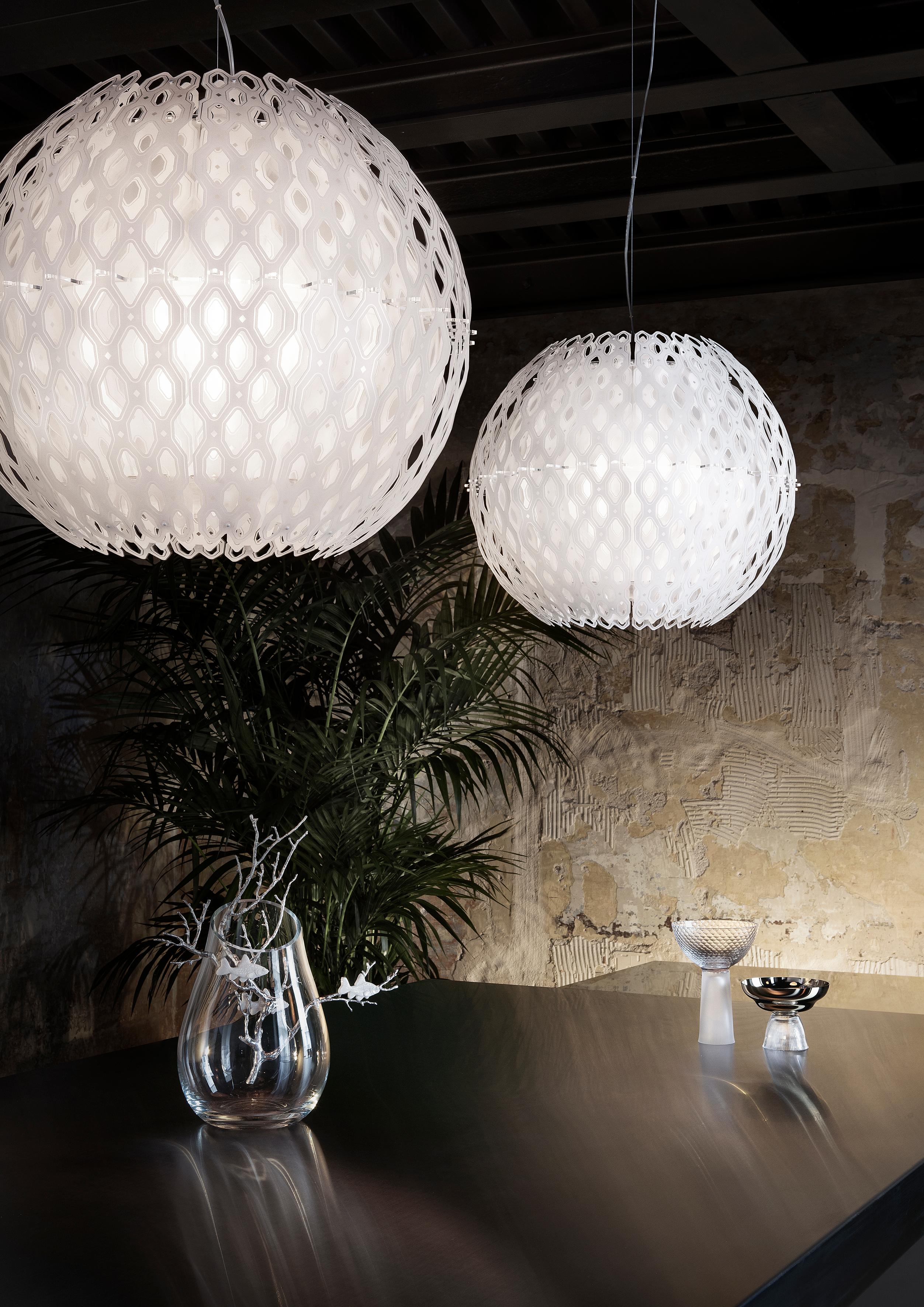 Contemporary SLAMP - Charlotte Globe Suspension designed by Doriana & Massimiliano Fuksas For Sale