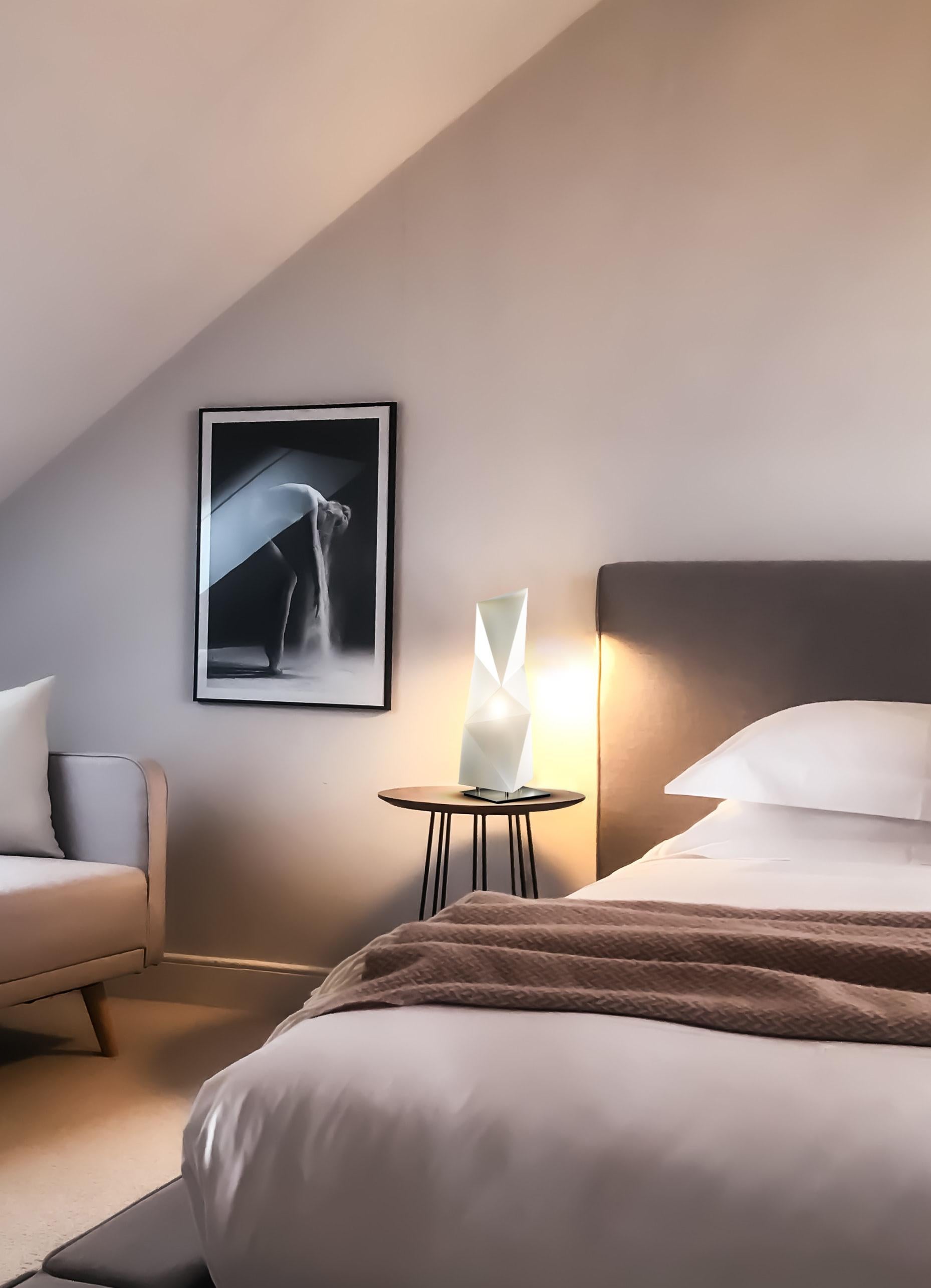 Petite lampe de bureau SLAMP Diamond en blanc par Paolucci & Statera Neuf - En vente à Pomezia, Rome