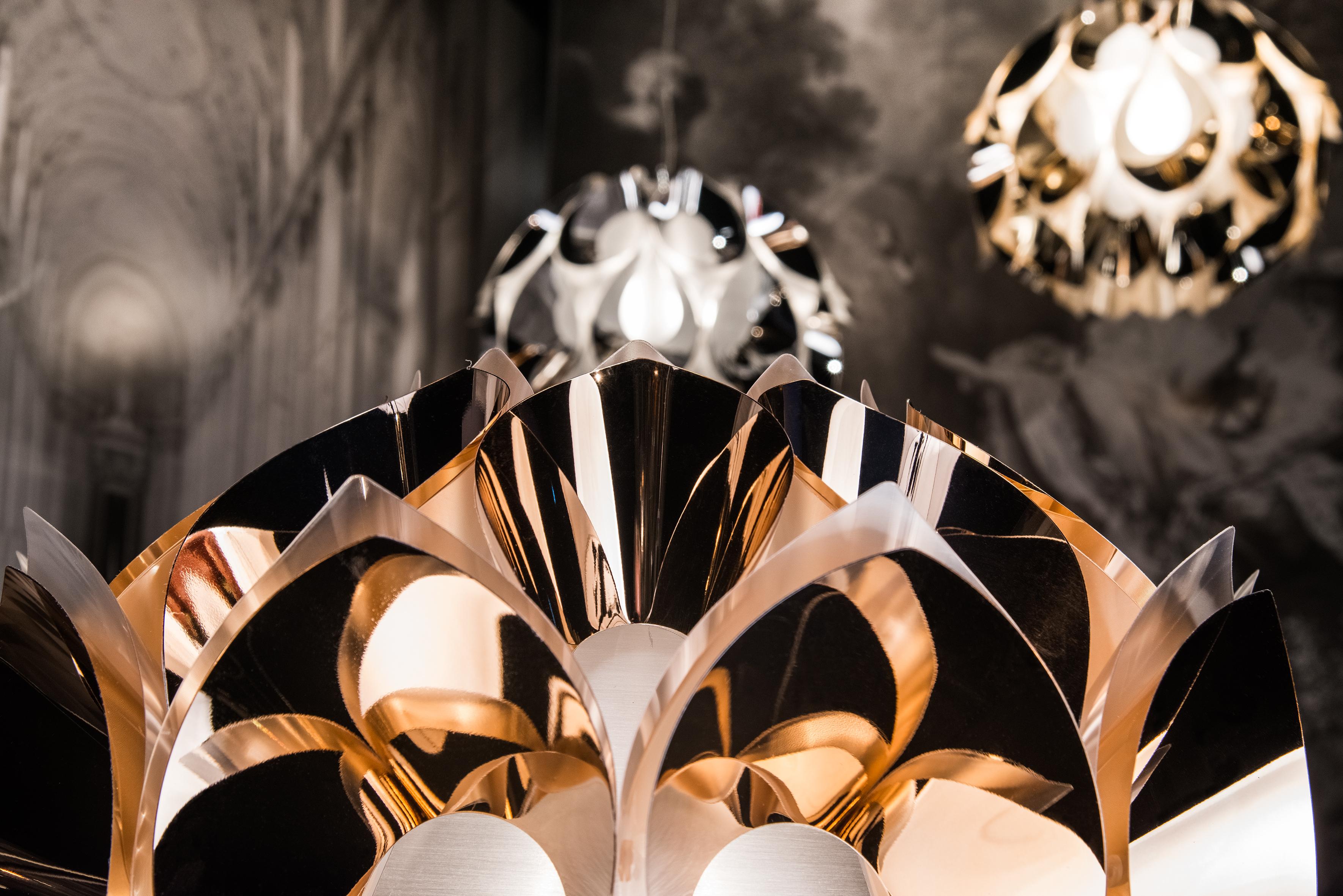 XXI secolo e contemporaneo Lampada da terra SLAMP Flora in rame di Zanini de Zanine in vendita