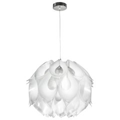 Lampe à suspension Flora SLAMP de taille moyenne en blanc par Zanini De Zanine
