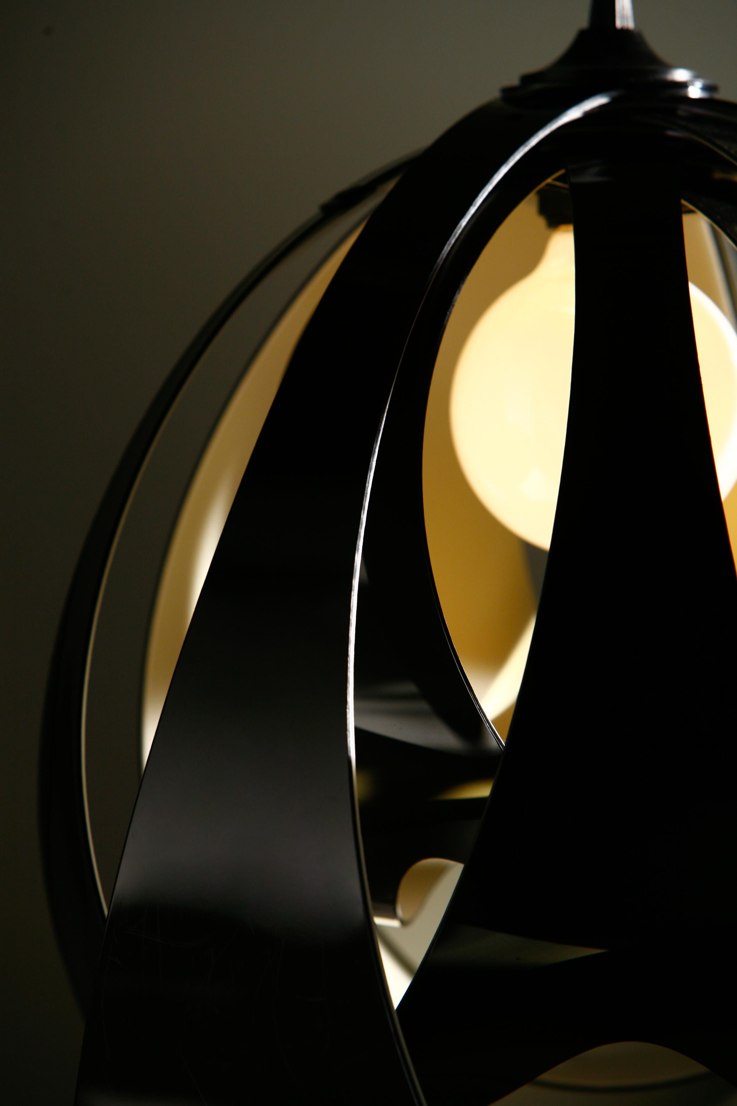 Modern SLAMP Goccia Pendant Light in Opal by Nigel Coates