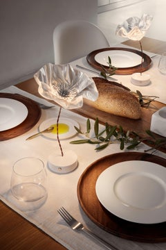 Lampe de table à piles Slamp Lafleur par Marc Sadler