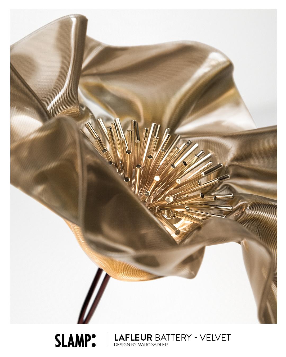 Marc Sadler embraced Slamp’s original technopolymers to stretch design boundaries, creating LaFleur, a delicate, rechargeable bloom that comes to light through heating and hand-molding Lentiflex®. The material warmed using a controlled temperature,