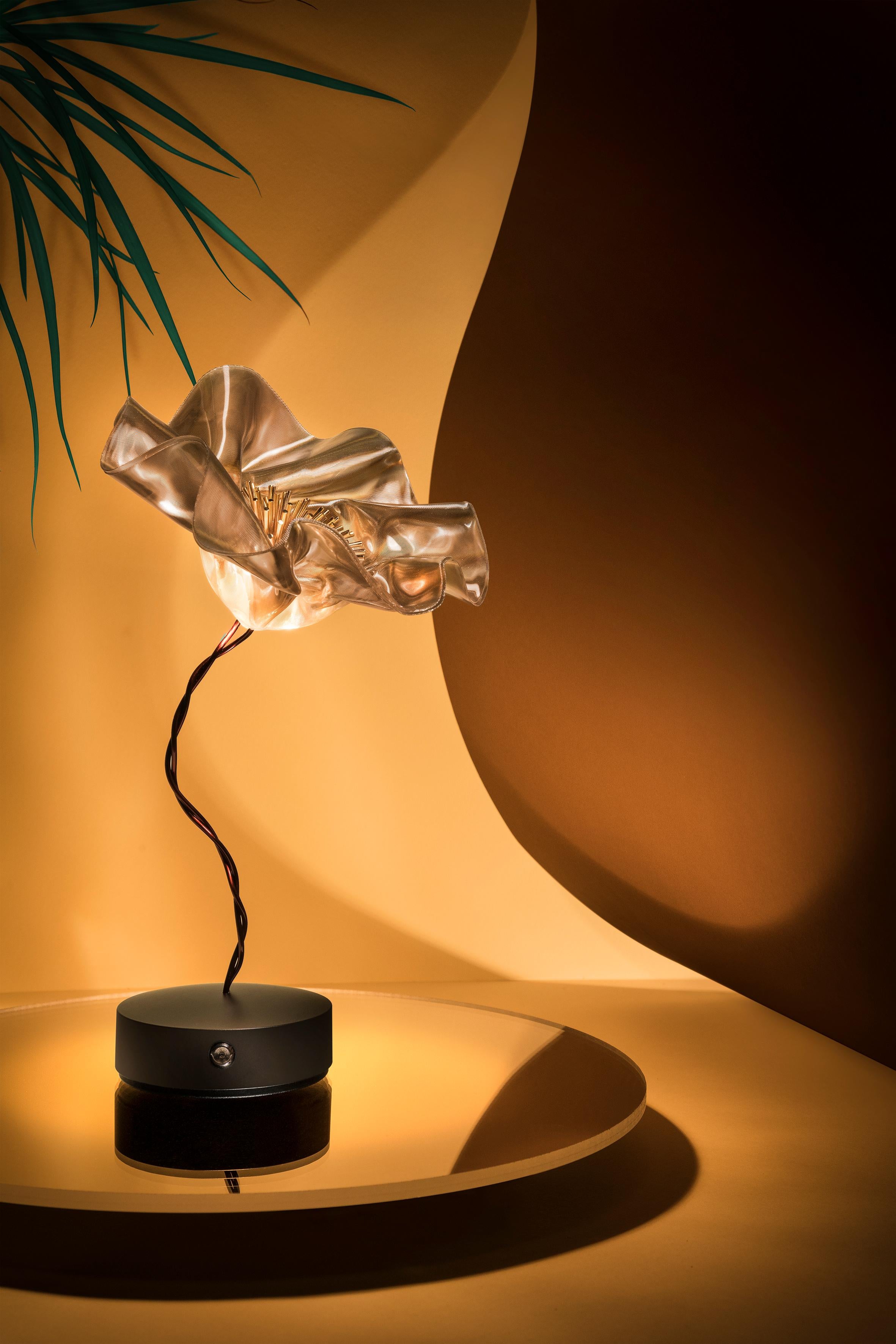 XXIe siècle et contemporain Lampe de table à piles Slamp LaFleur Velvet by Marc Sadler en vente