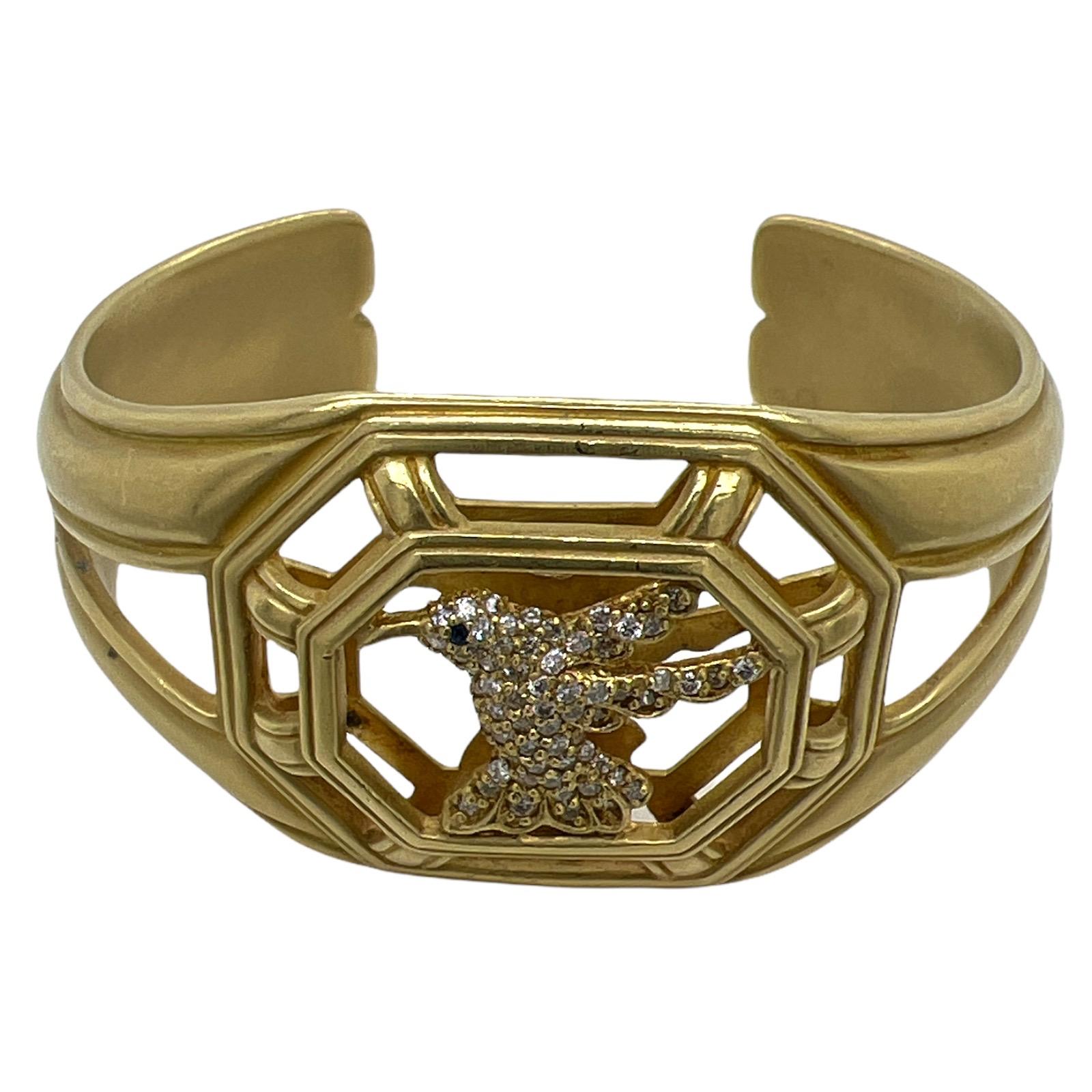 Round Cut Slane & Slane Diamond Hummingbird 18 Karat Yellow Gold Cuff Bangle Bracelet For Sale