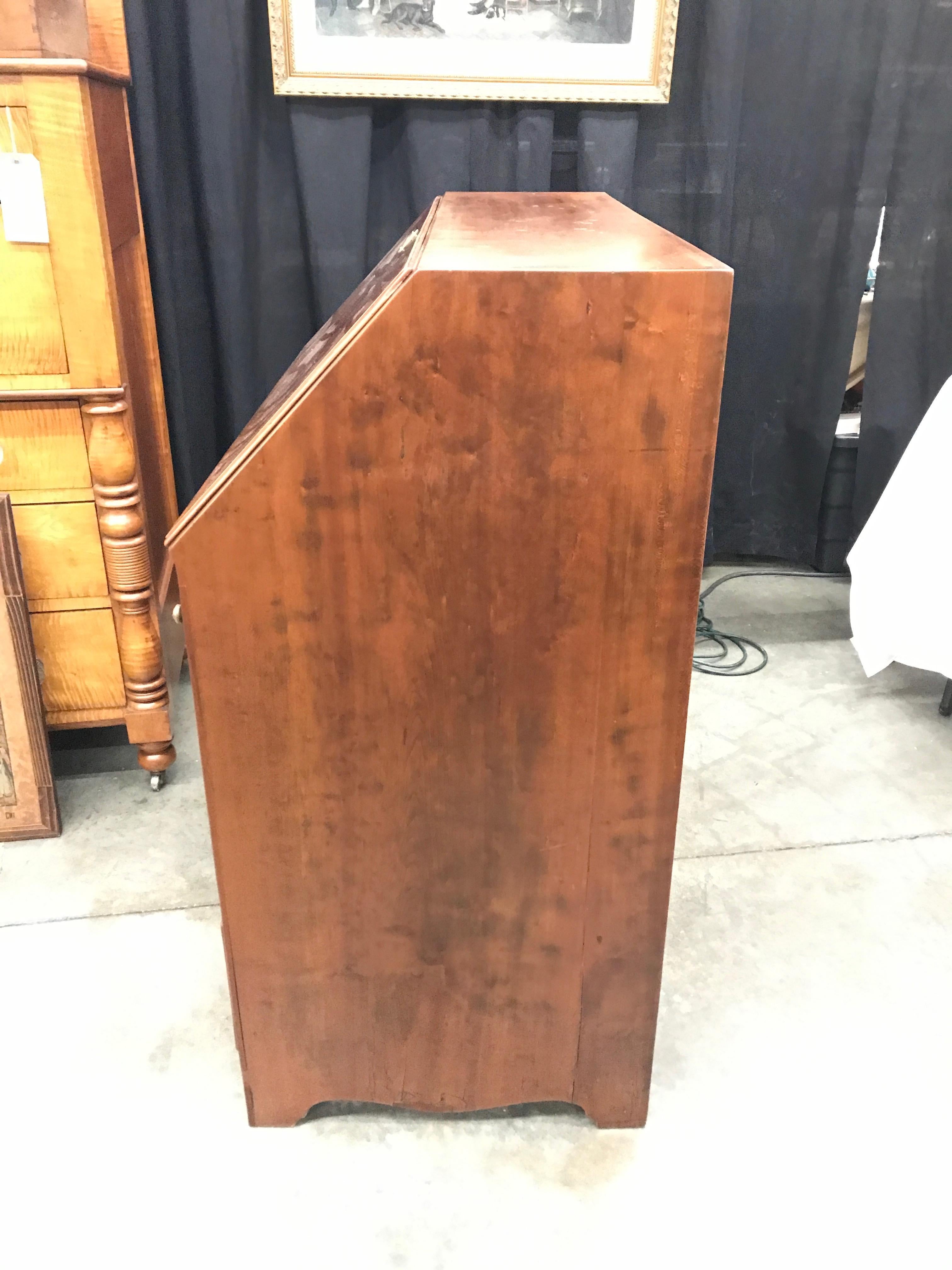 American Slant Front Desk in Figured Cherry with Wood Knobs and Brass Escutcheons For Sale