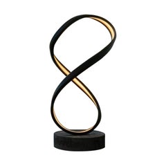 Slanted8 Lampadaire sculptural de Giulio D'Amore