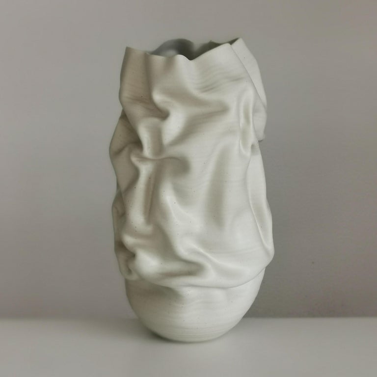 Slashed Crumpled Form No 60, a Ceramic Vessel by Nicholas Arroyave-Portela For Sale 3