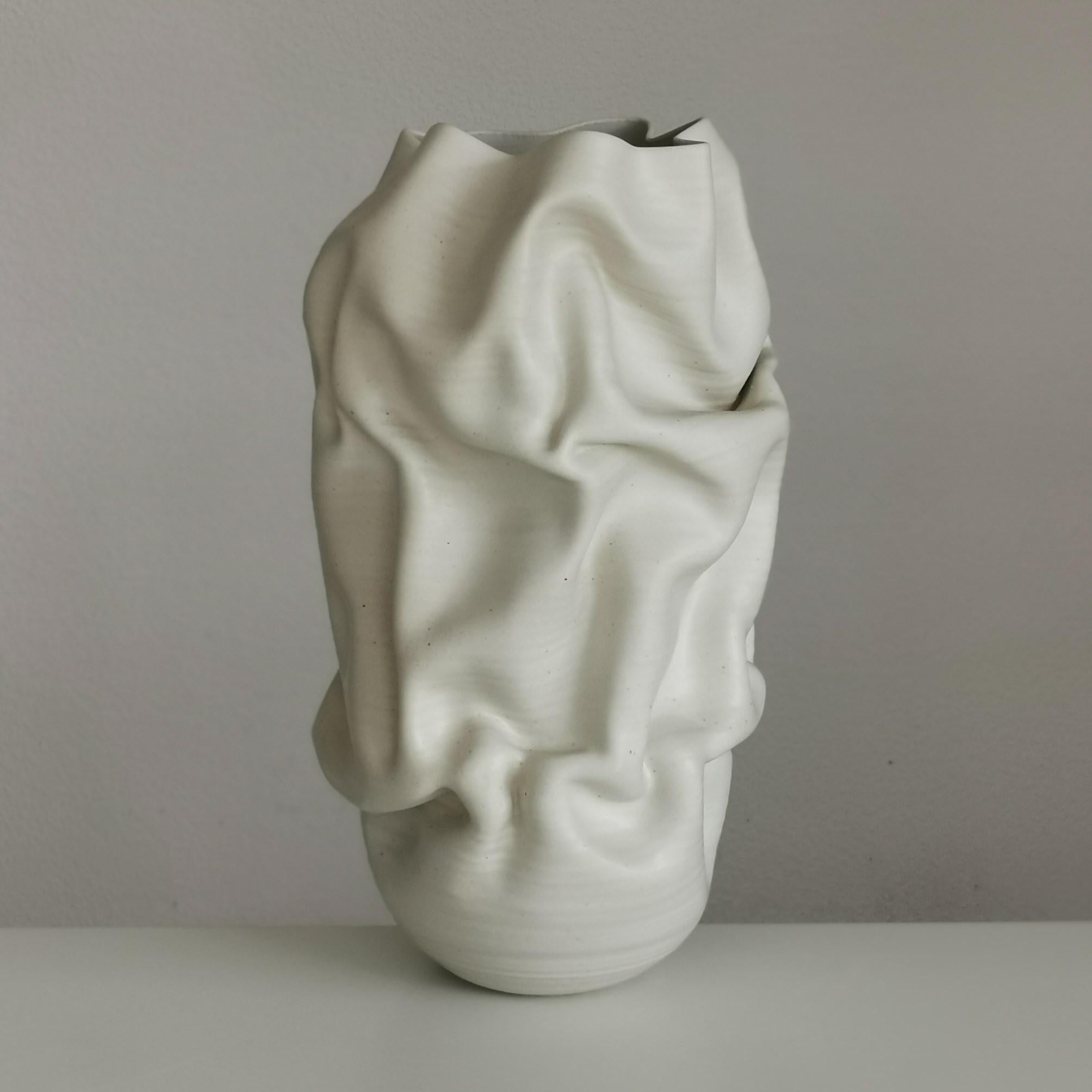 Slashed Crumpled Form No 60, a Ceramic Vessel by Nicholas Arroyave-Portela For Sale 1