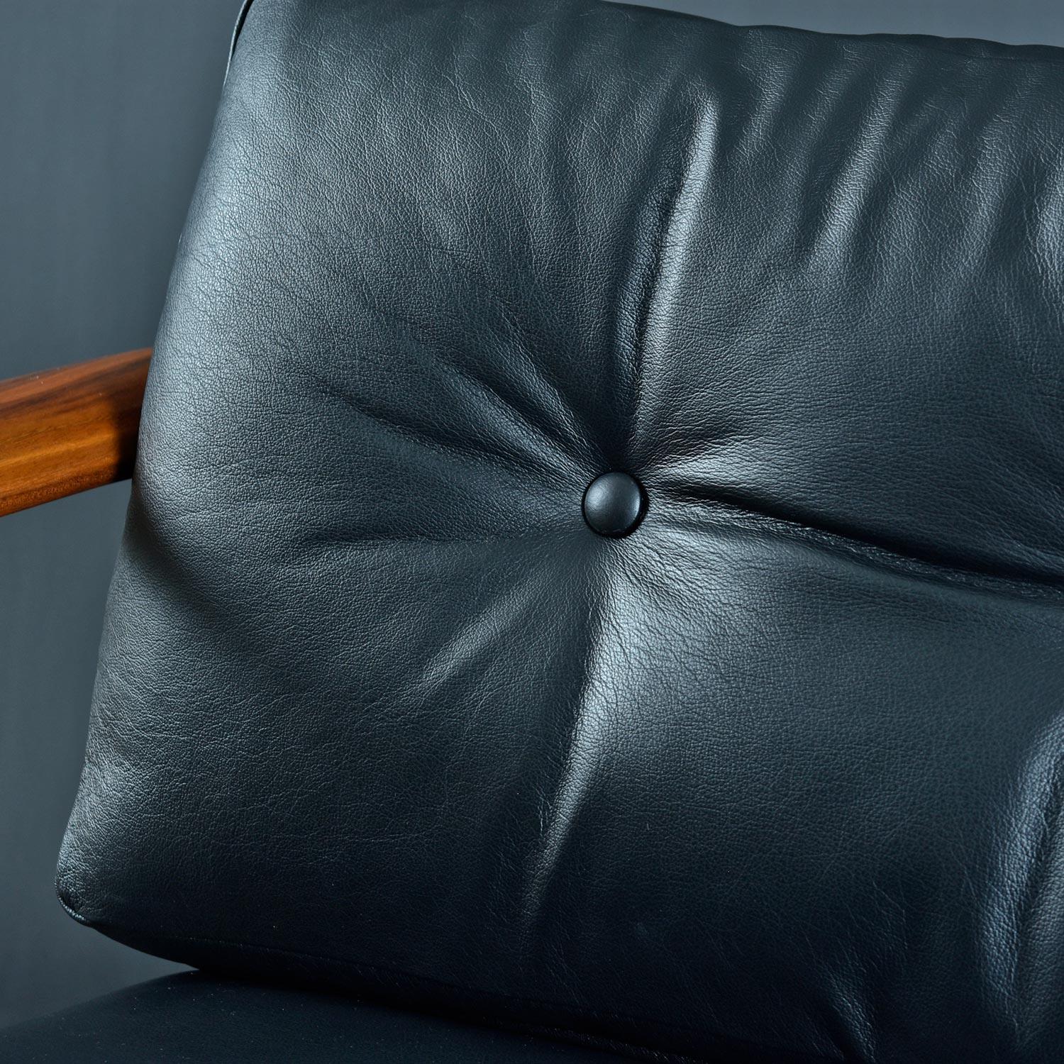 Mid-20th Century Slat Back Black Leather Folke Ohlsson Model 72-S Walnut Sofa for Dux