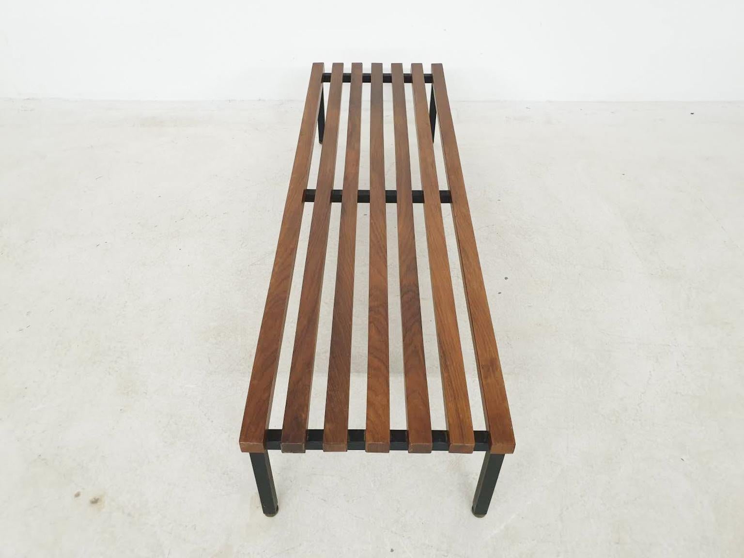 20th Century Slat Bench by Fratelli Saporiti in Wood, Metal and Brass, Italy, 1950s