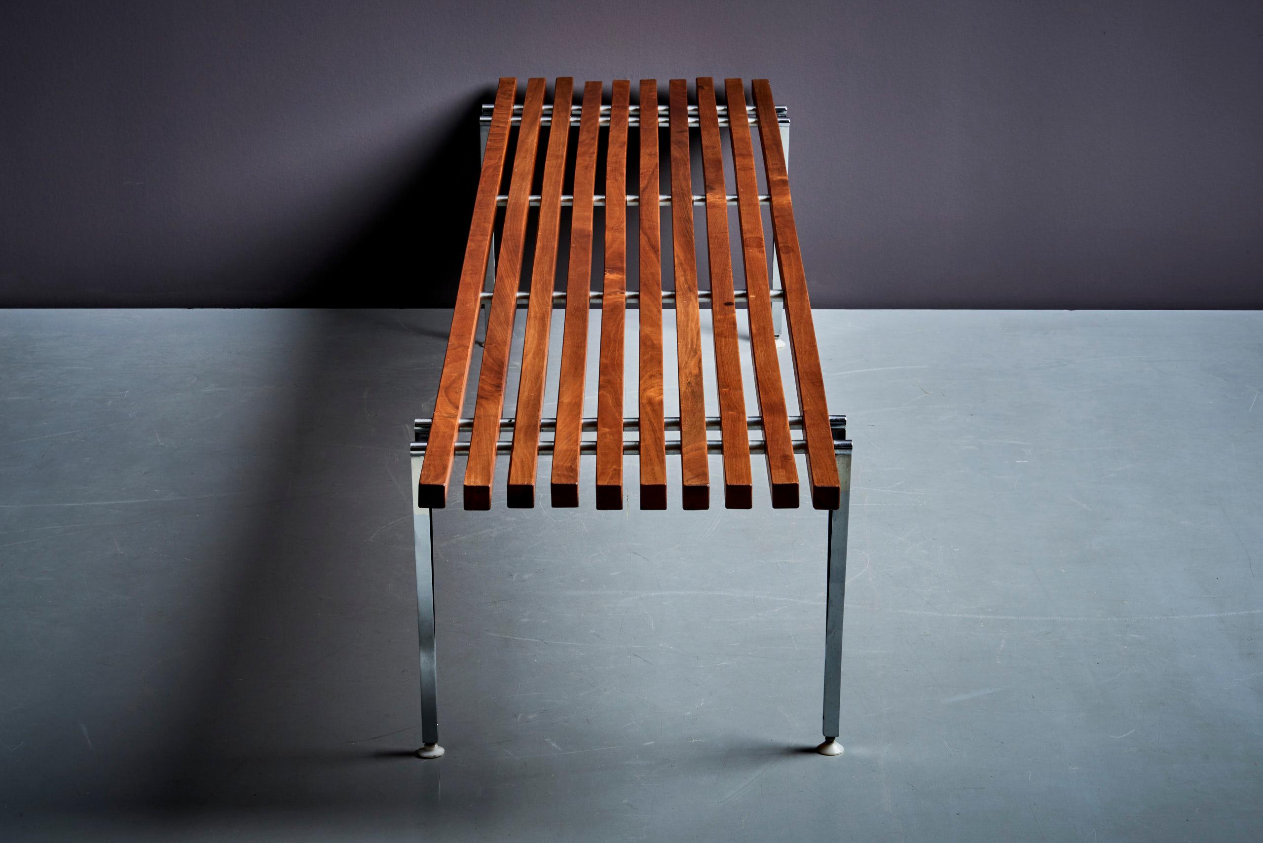 Banc à lattes de Hugh Acton, États-Unis, 1955 en vente 5