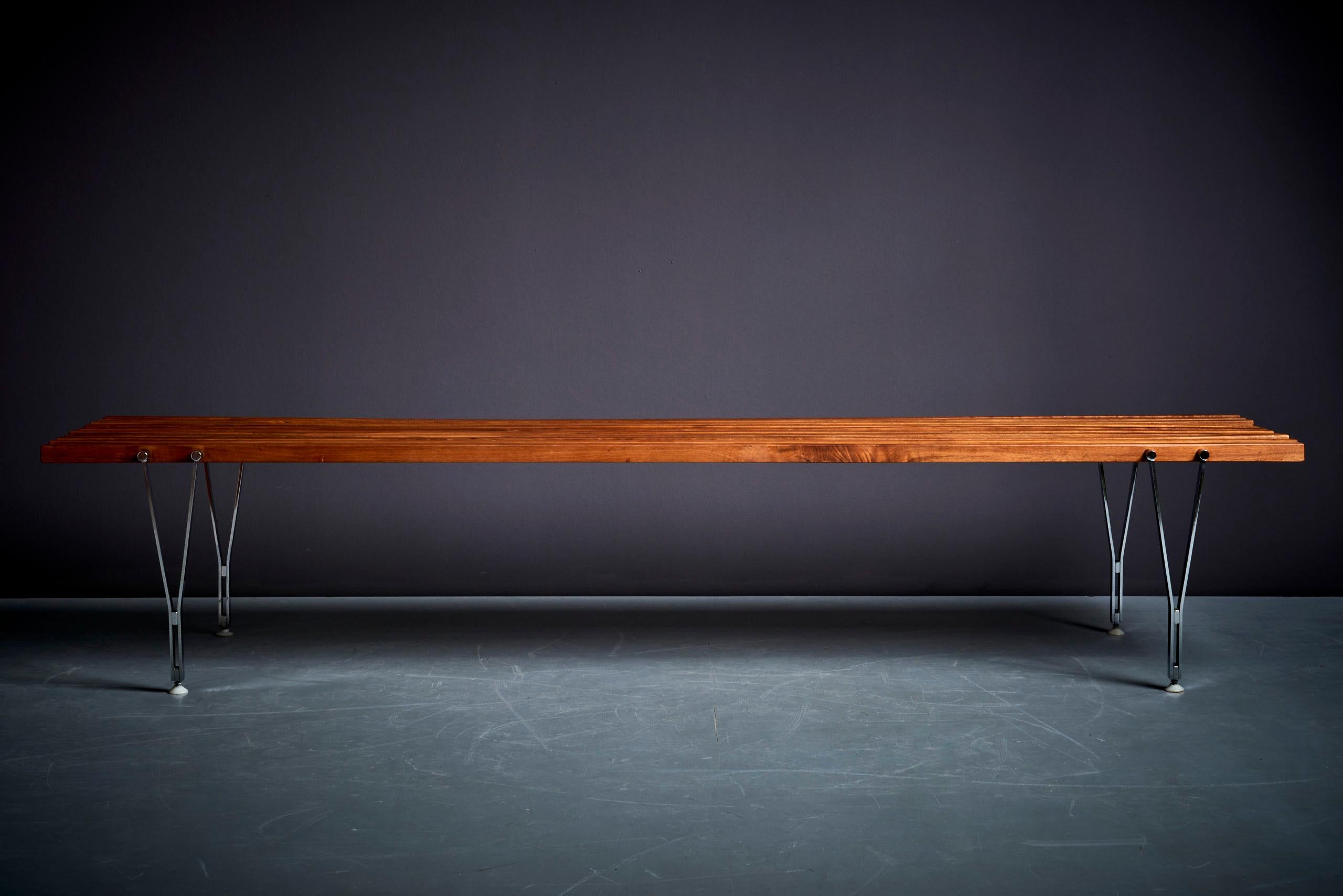 Banc à lattes de Hugh Acton, États-Unis, 1955 en vente 1