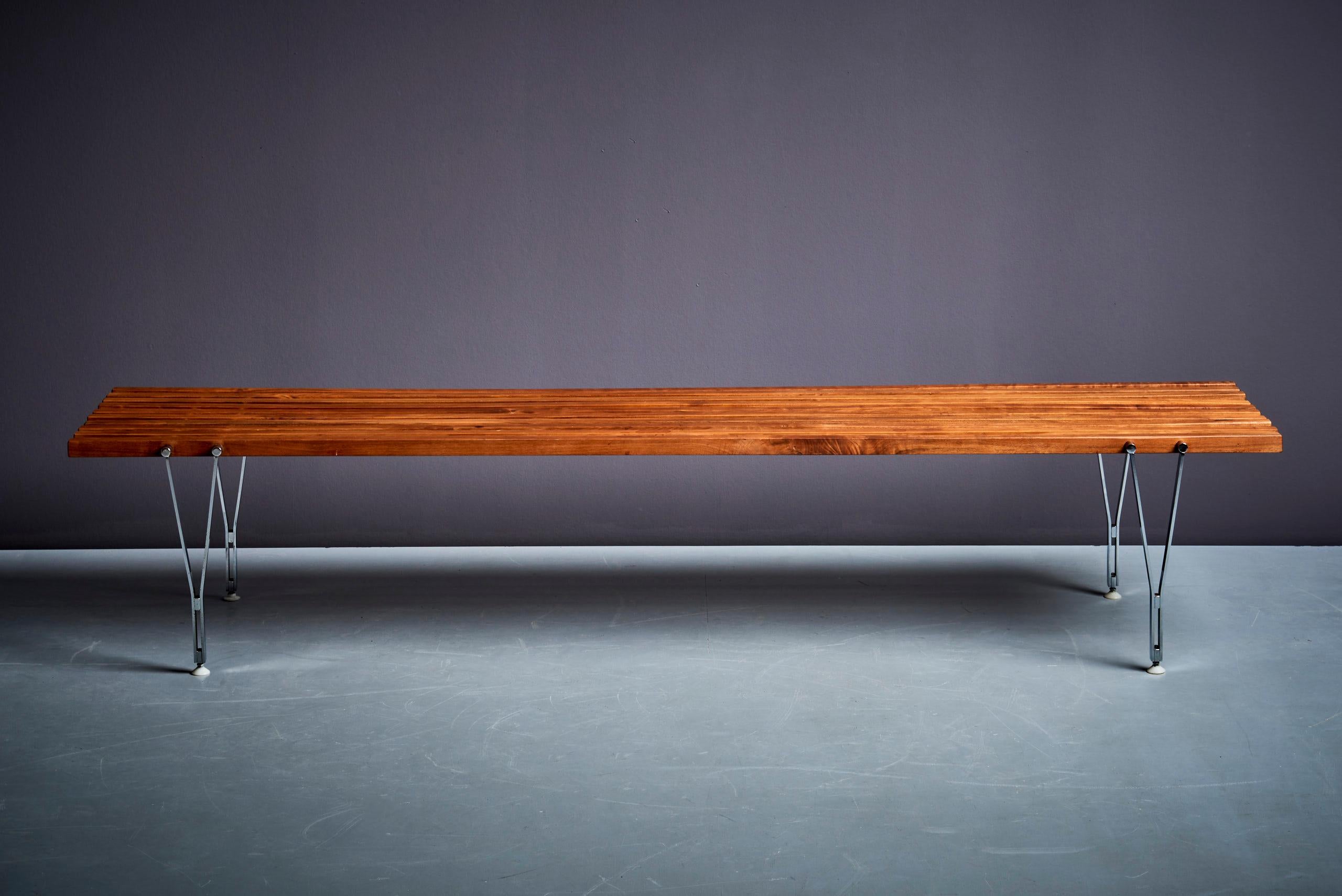 Banc à lattes de Hugh Acton, États-Unis, 1955 en vente 2