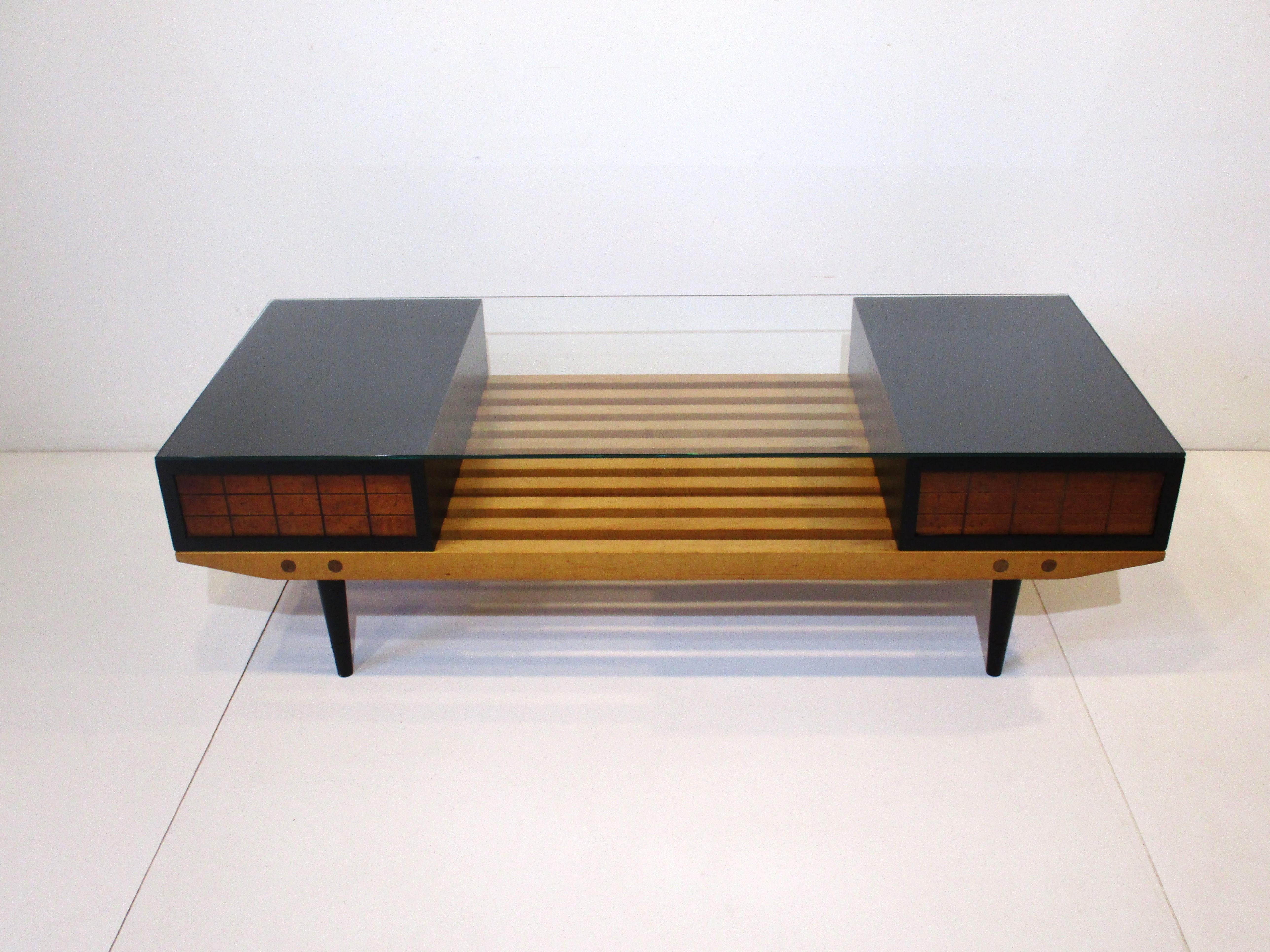 George Nelson styled Slat Wood / Glas Mid Century Couchtisch im Angebot 5