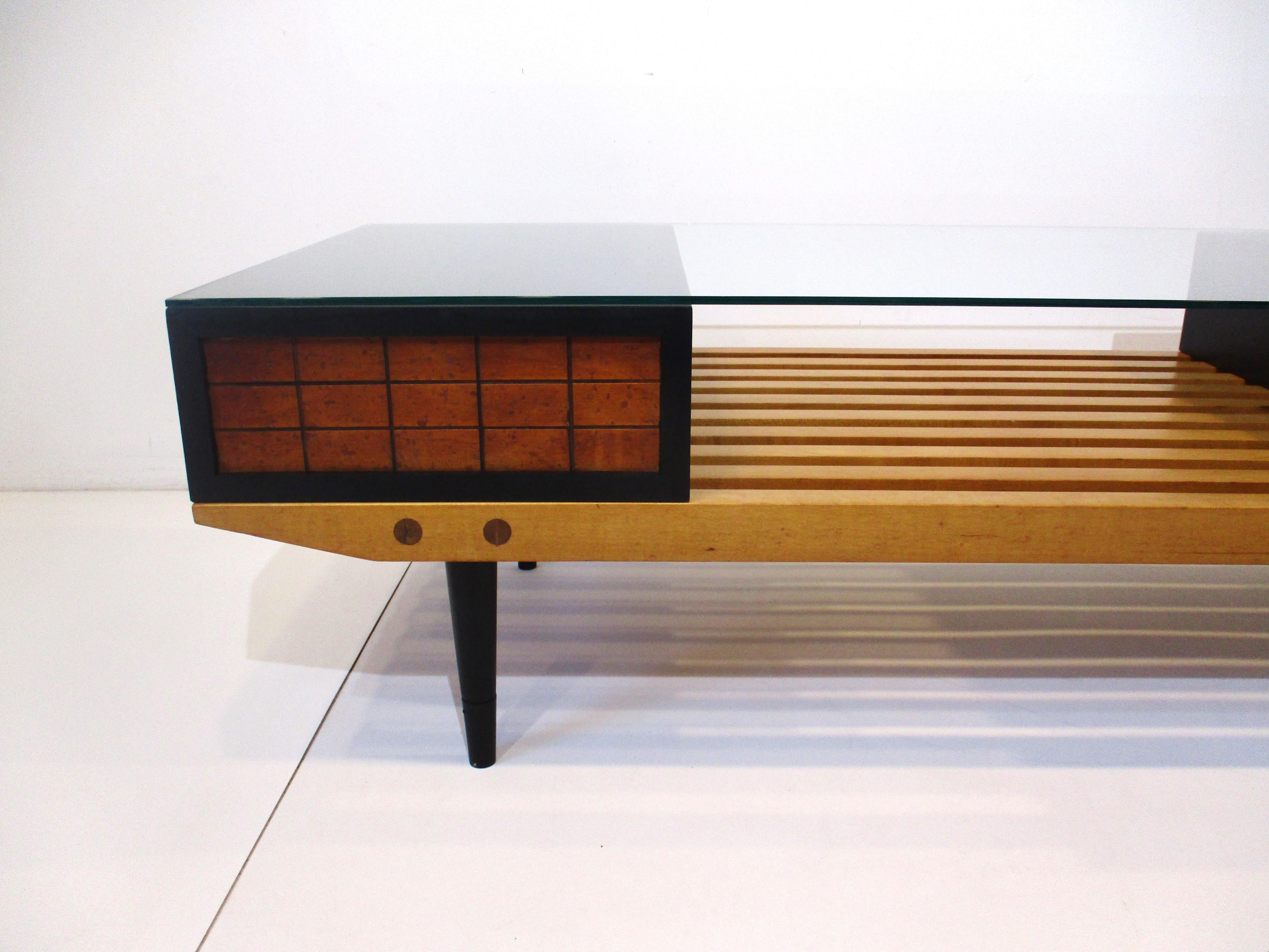 Slat Wood / Glass Coffee Table in the Style of Nelson, Herman Miller In Good Condition For Sale In Cincinnati, OH
