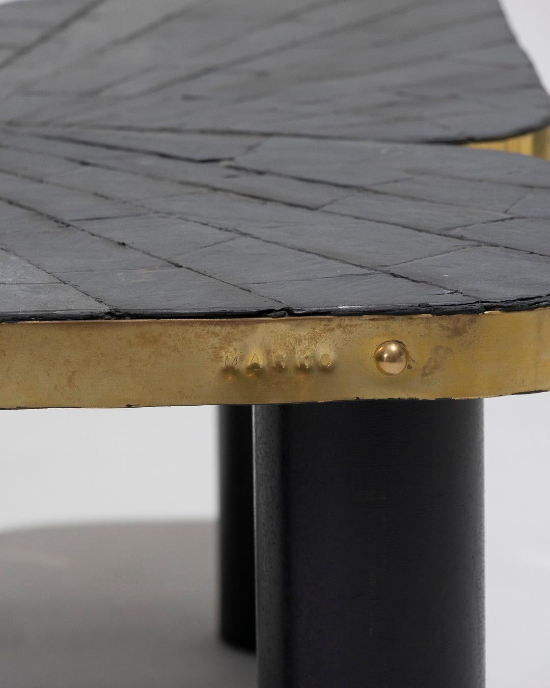 Table basse en ardoise et laiton, années 1990 en vente 4