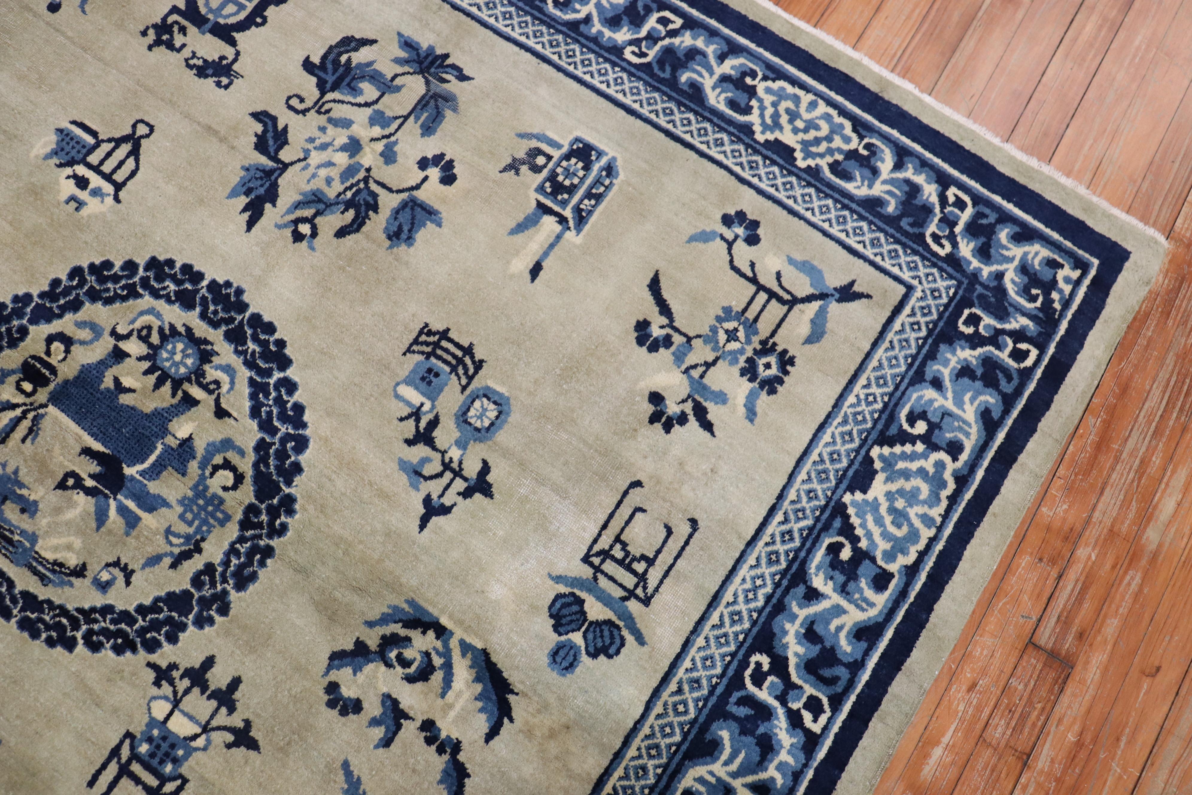 Chinesischer quadratischer Teppich aus Schieferblau (Handgewebt) im Angebot