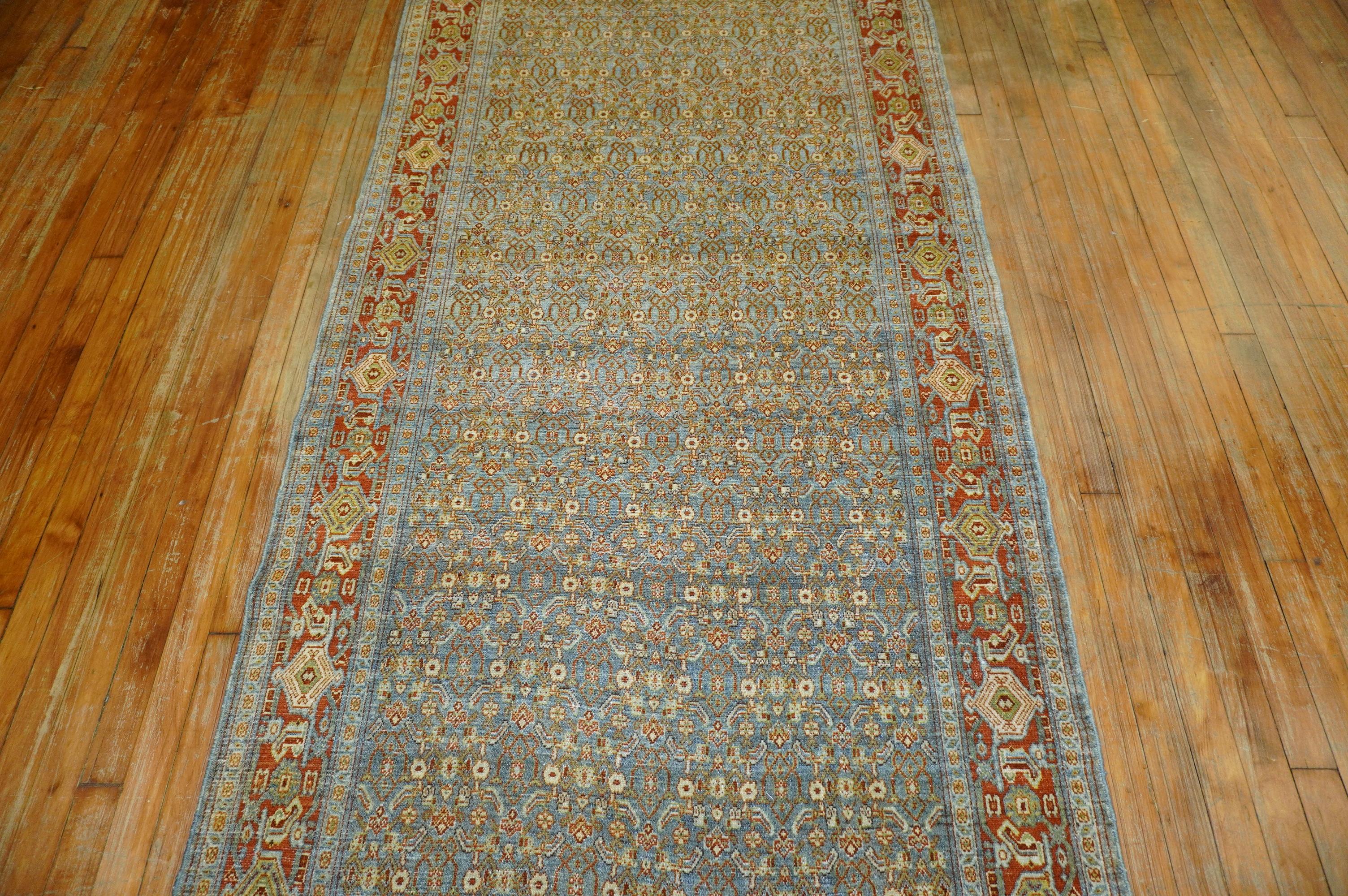 Schieferblauer, breiter, langer, persischer Senneh-Läufer, frühes 20. Jahrhundert (Wolle) im Angebot