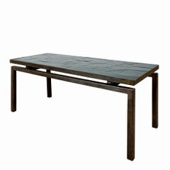 Moderner Couchtisch aus dicker Schiefer in Stahlrahmen aus der Mitte des Jahrhunderts – Frankreich, 1970