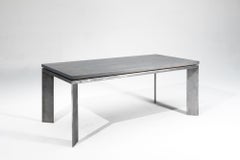 Mesa de comedor de madera de fresno gris pizarra sobre base de acero cepillado "Mesa de comedor Charlevoix"