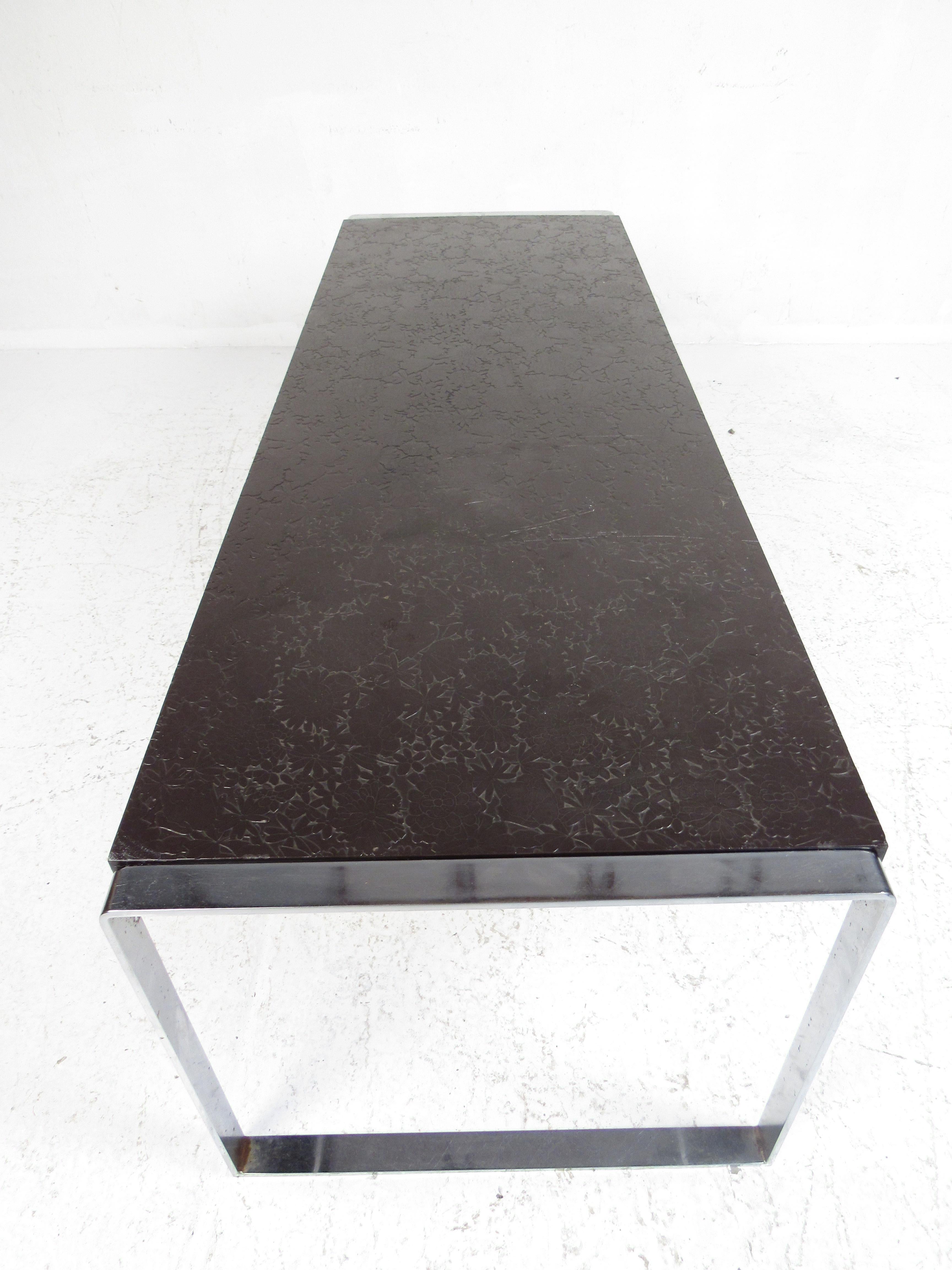 Slate Top Mid-Century Modern Coffee Table In Good Condition For Sale In Brooklyn, NY