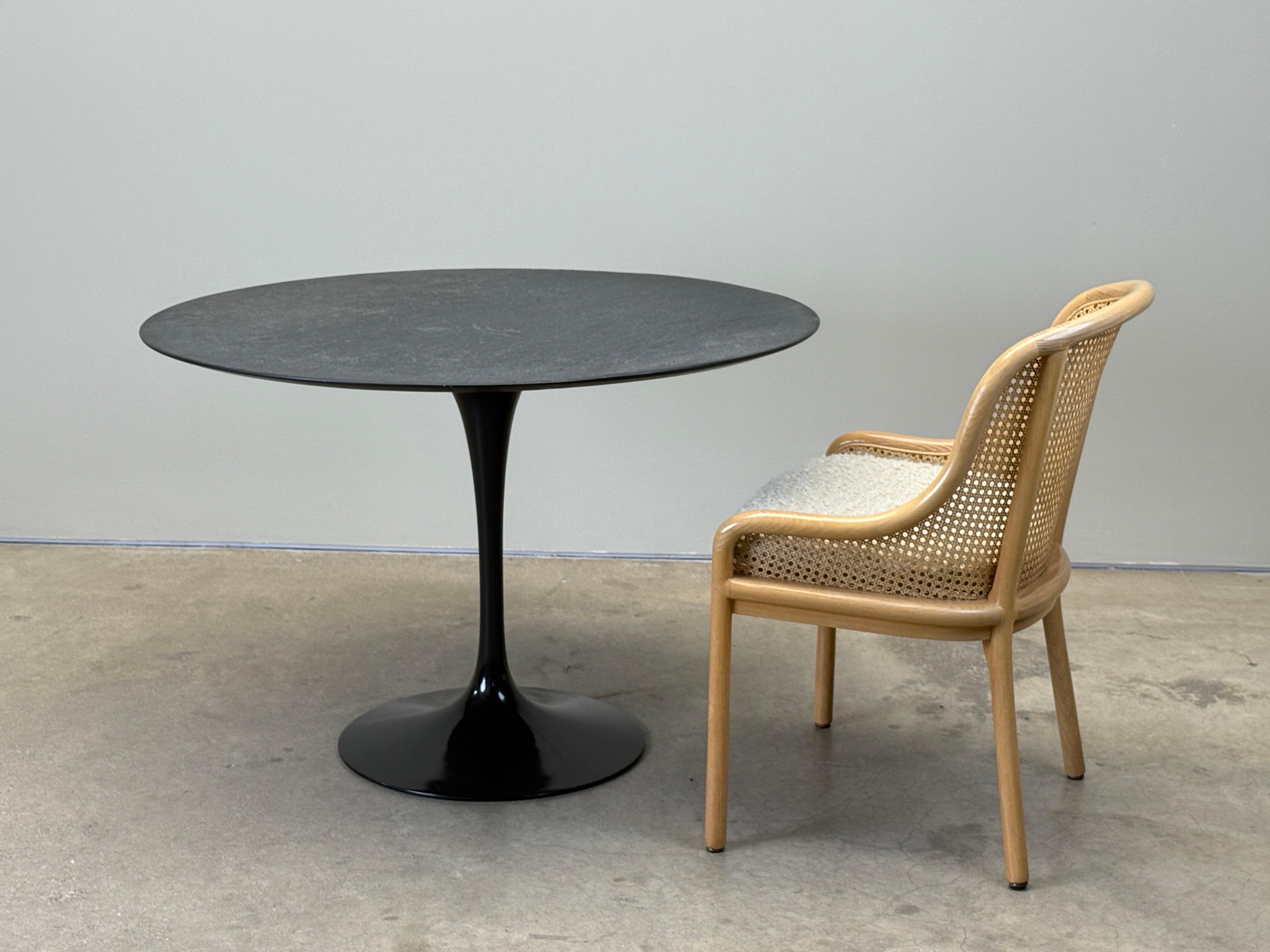 Tavolo Tulipano con piano in ardesia di Eero Saarinen per Knoll in vendita 8