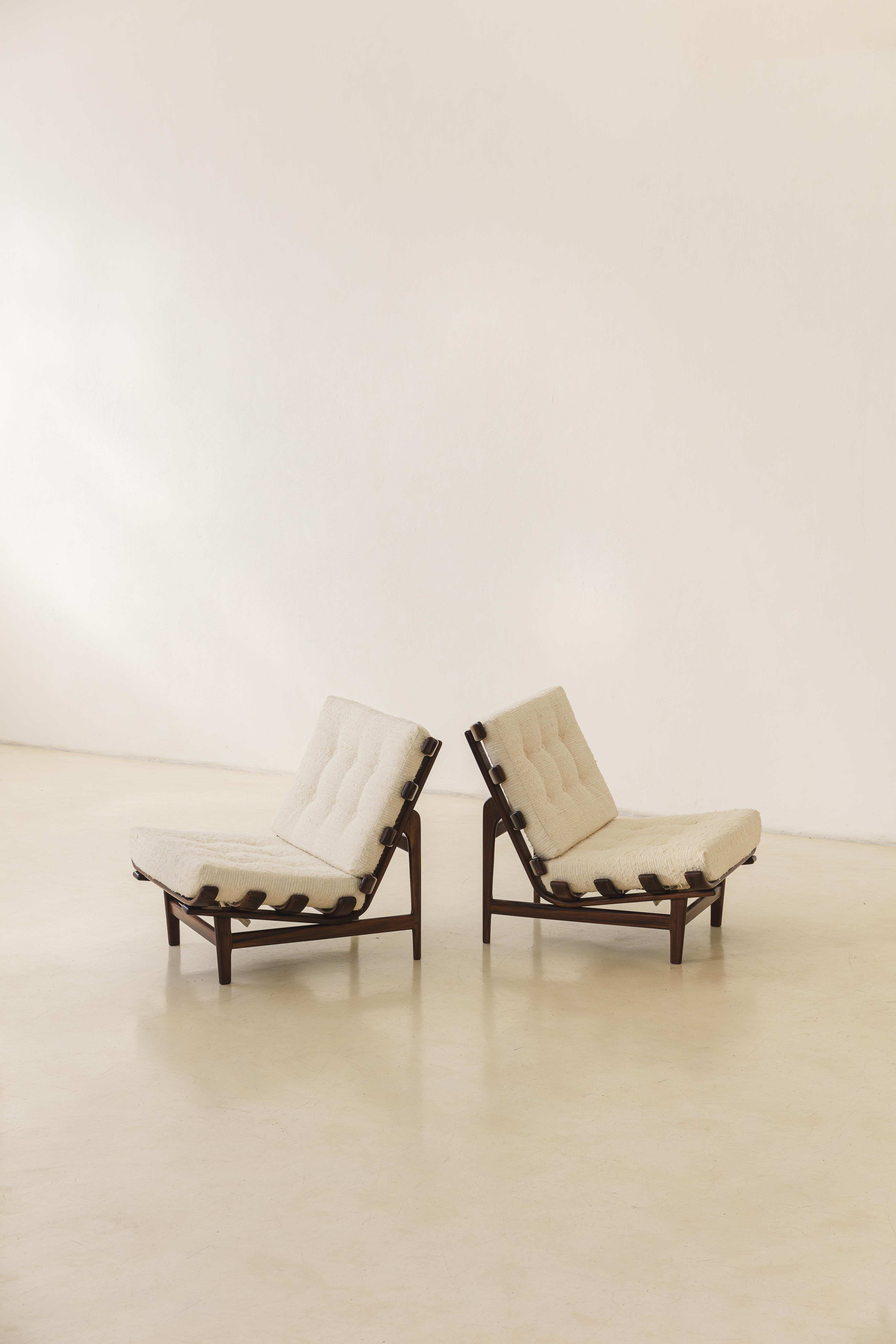 Mid-Century Modern Pair of Armchairs by Móveis de Madeira Pailar, 1960s For Sale