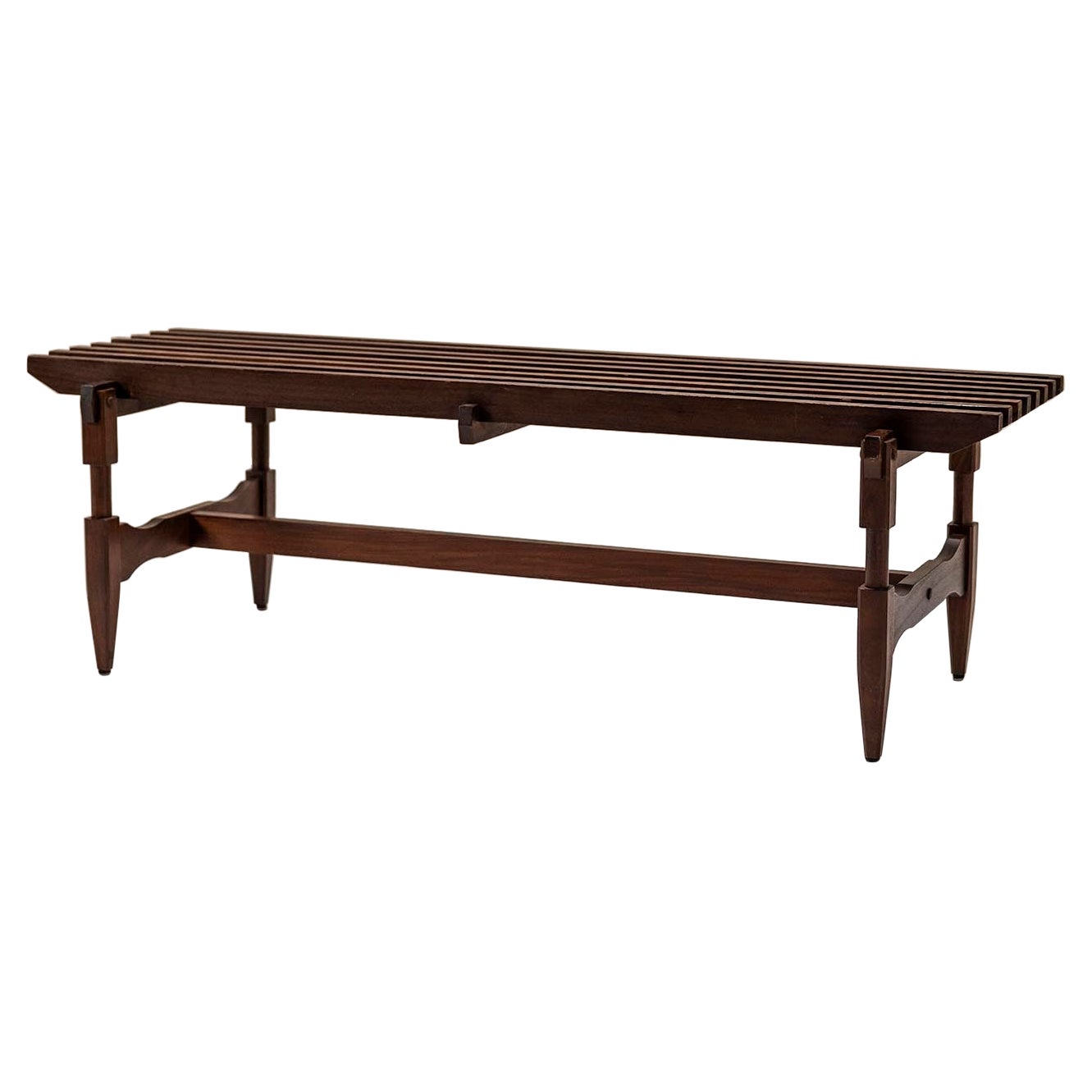 Banc à lattes en Wood Meranti, Italie années 1950 en vente