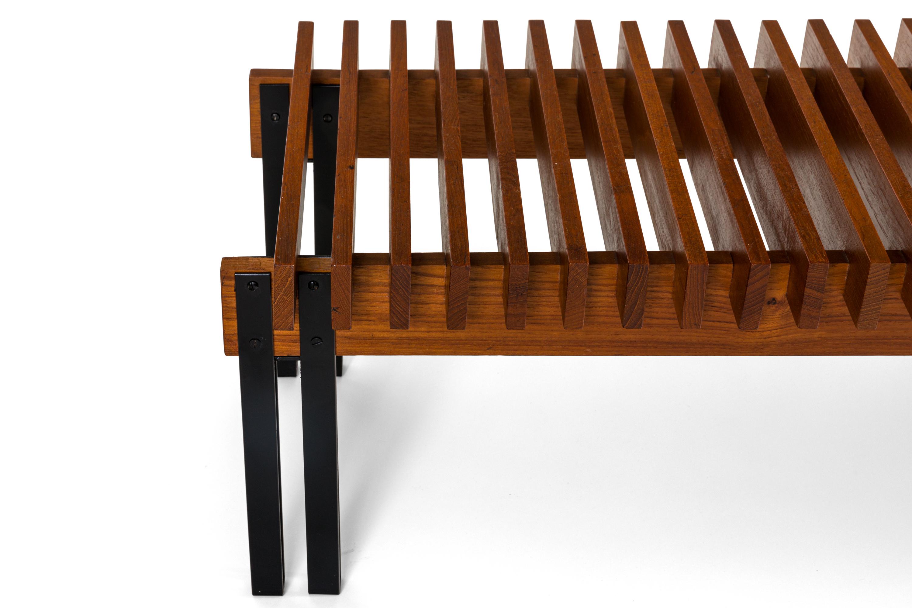 Slatted Teak Bench with Velvet Seats by Inge & Luciano Rubino, Italy, 1960s In Good Condition In New York, NY