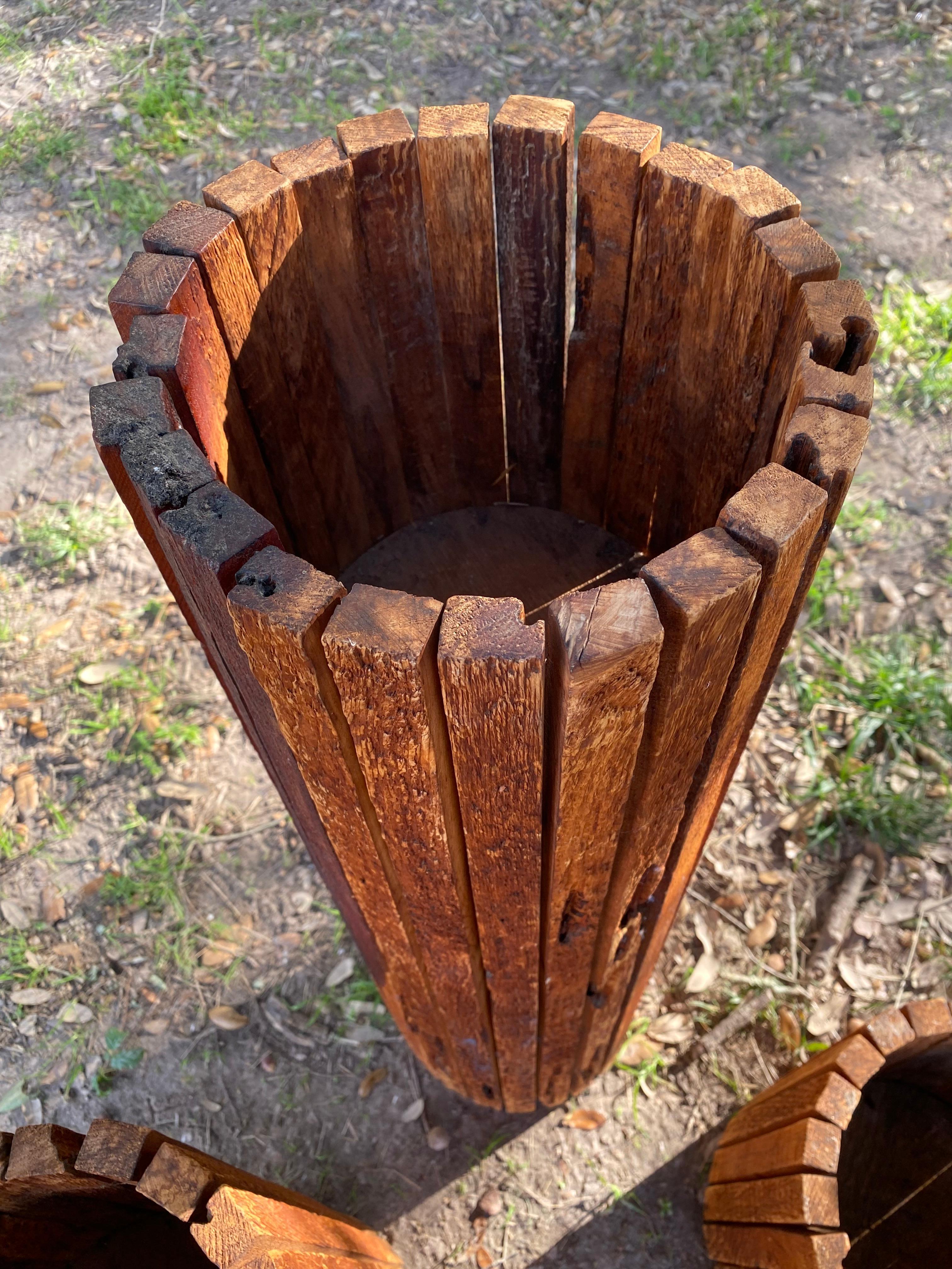 Fioriere / piedistalli in legno a doghe in stile Midcentury Modern, set da 3 in vendita 3