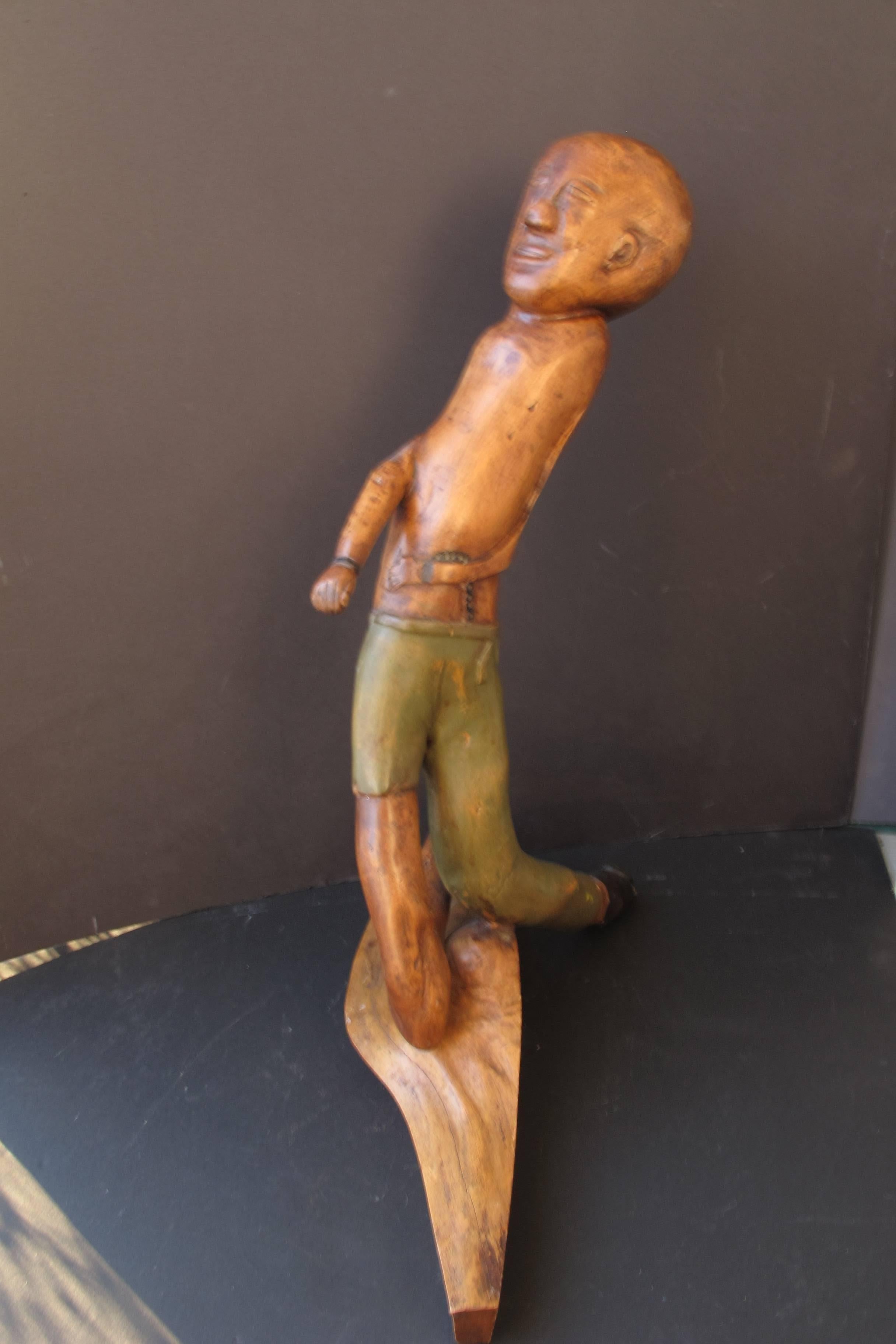 Slavery Emancipation Wood Figure In Excellent Condition For Sale In New York, NY