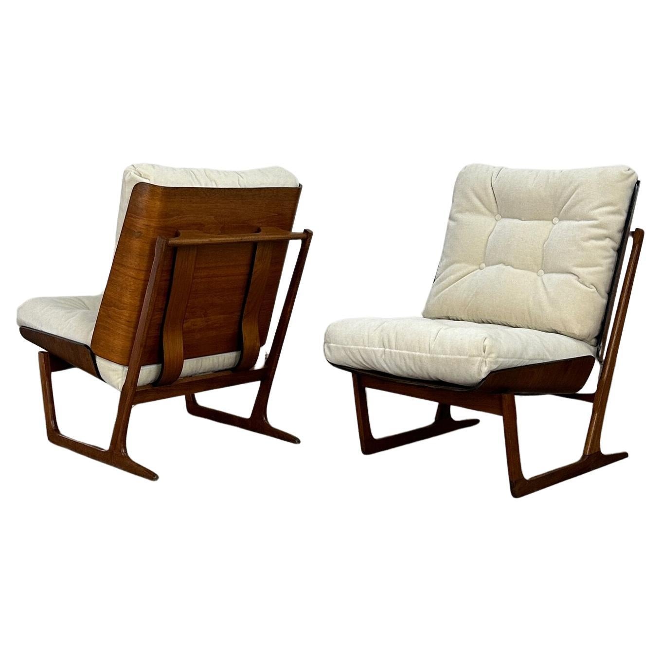 Sled Chair by Hans Juergens for Deco House- pair For Sale