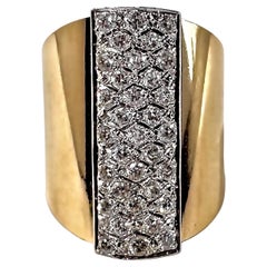 Sleek Modern Gold Band with Diamond Pave' Set Center