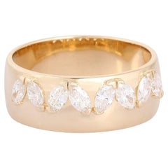 Elegante anello con diamante marquise in oro giallo 14K