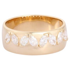 Sleek 14K Yellow Gold Marquise Diamond Ring