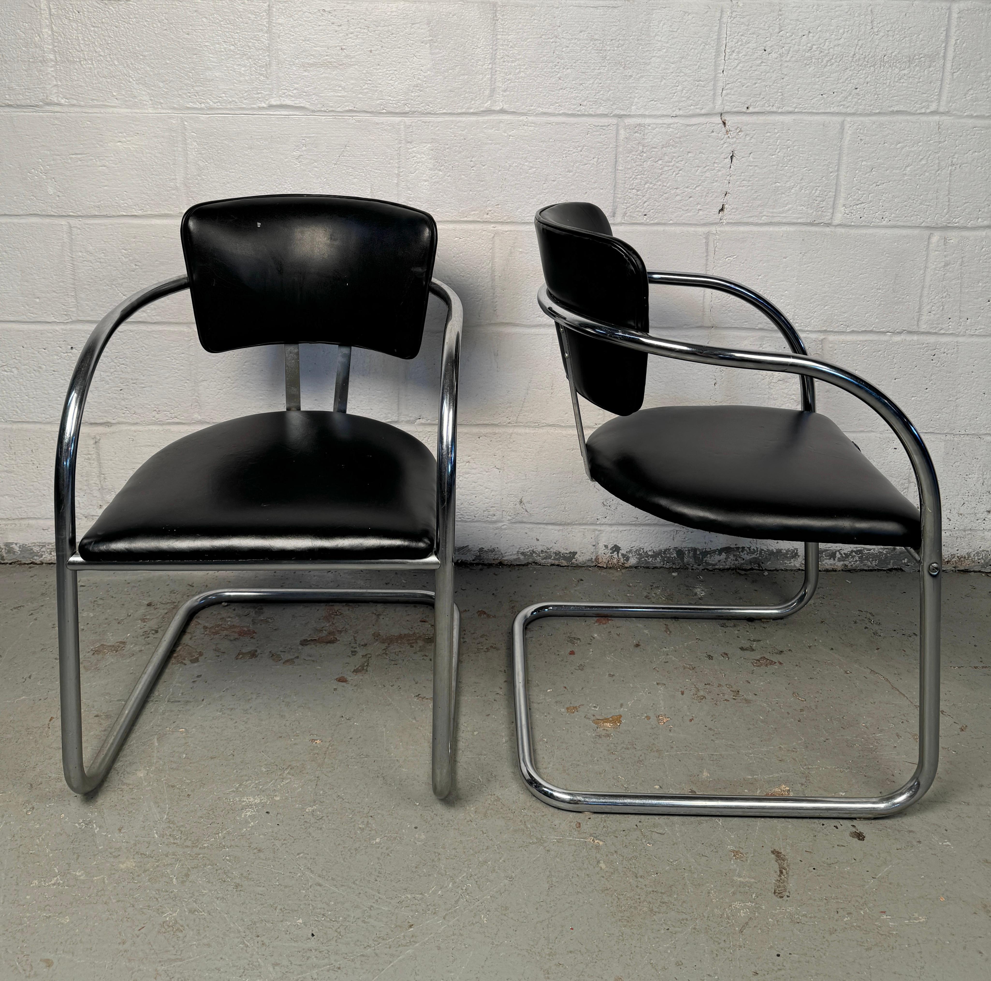 Ensemble de tables B10 du Bauhaus par Marcel Breuer en vente 2