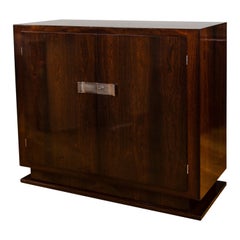Elegante credenza o mobile a due ante in stile modernista belga