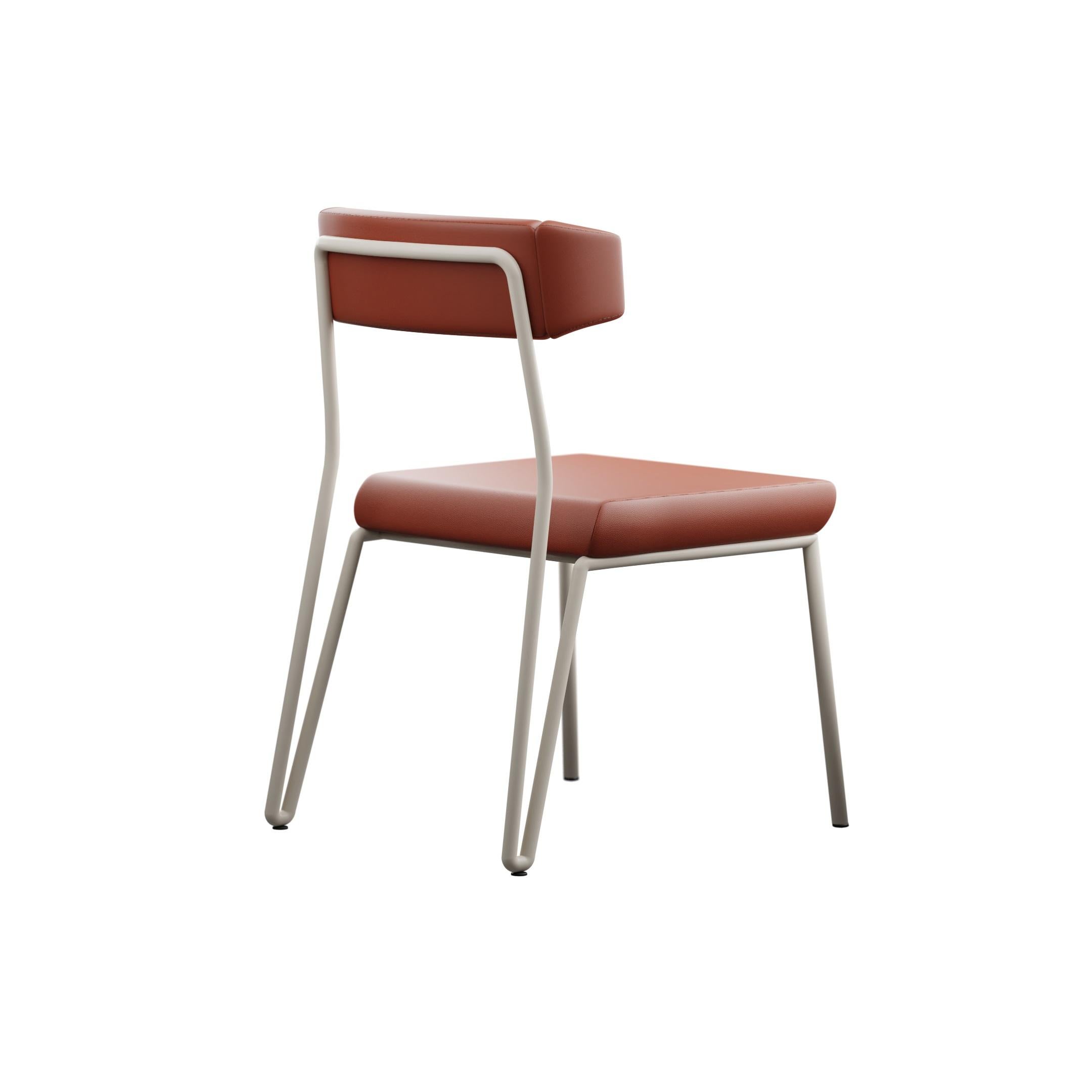 Ferronnerie Sleek chair Dih with Coral leather handcrafted by Murmurio en vente