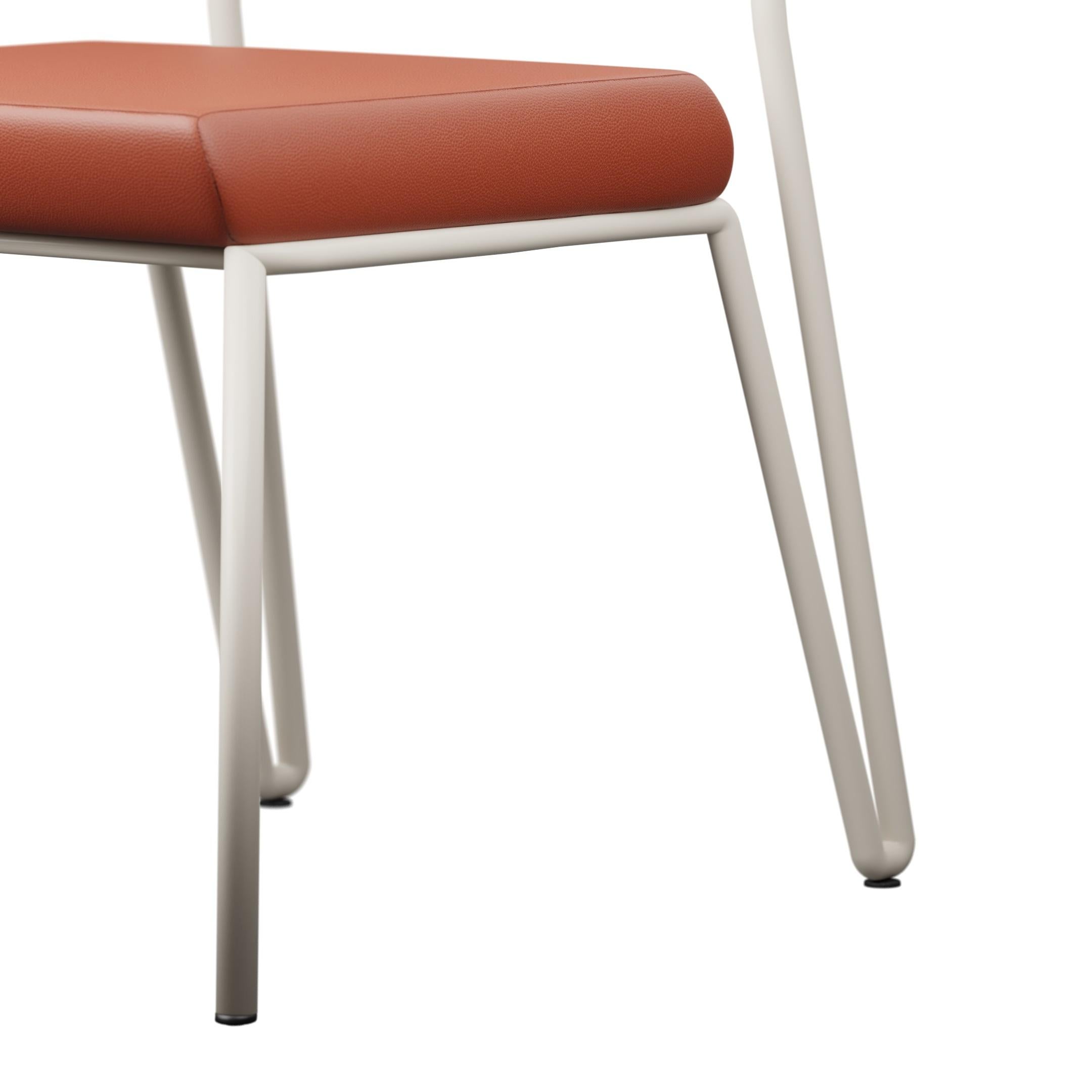 Sleek chair Dih with Coral leather handcrafted by Murmurio Neuf - En vente à Lordelo, PT