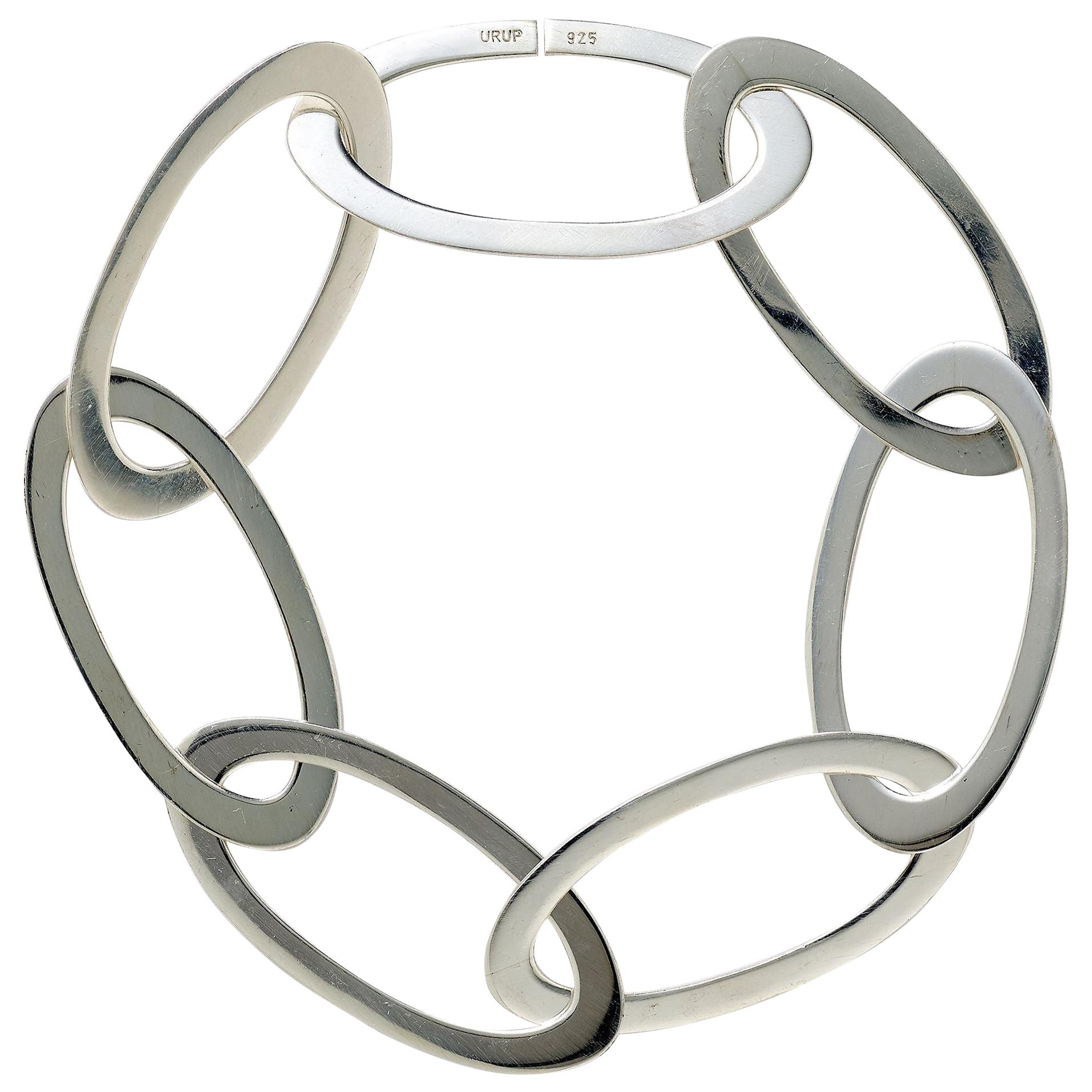 Sleek, Contemporary Flat Oval Link Sterling Silver Bracelet For Sale