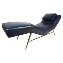 Sleek Contemporary Modern Chaise Longue