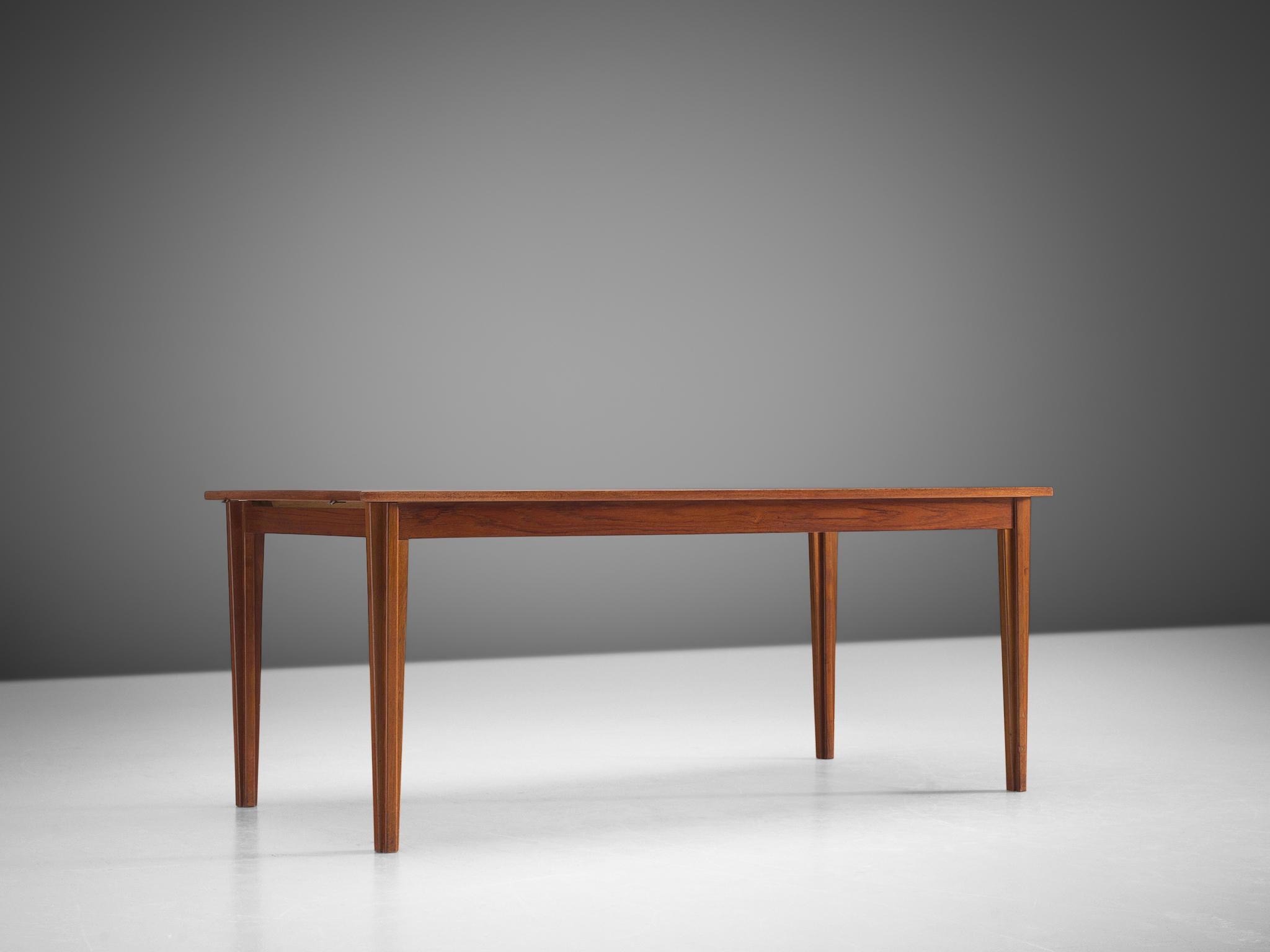Mid-20th Century Sleek Danish Dining Table with Rectangular Top in Teak For Sale