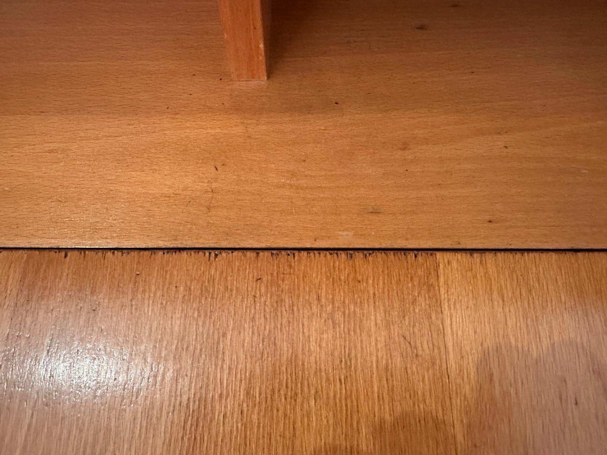 Elegante scrivania danese di design della metà del secolo moderno in vendita 5