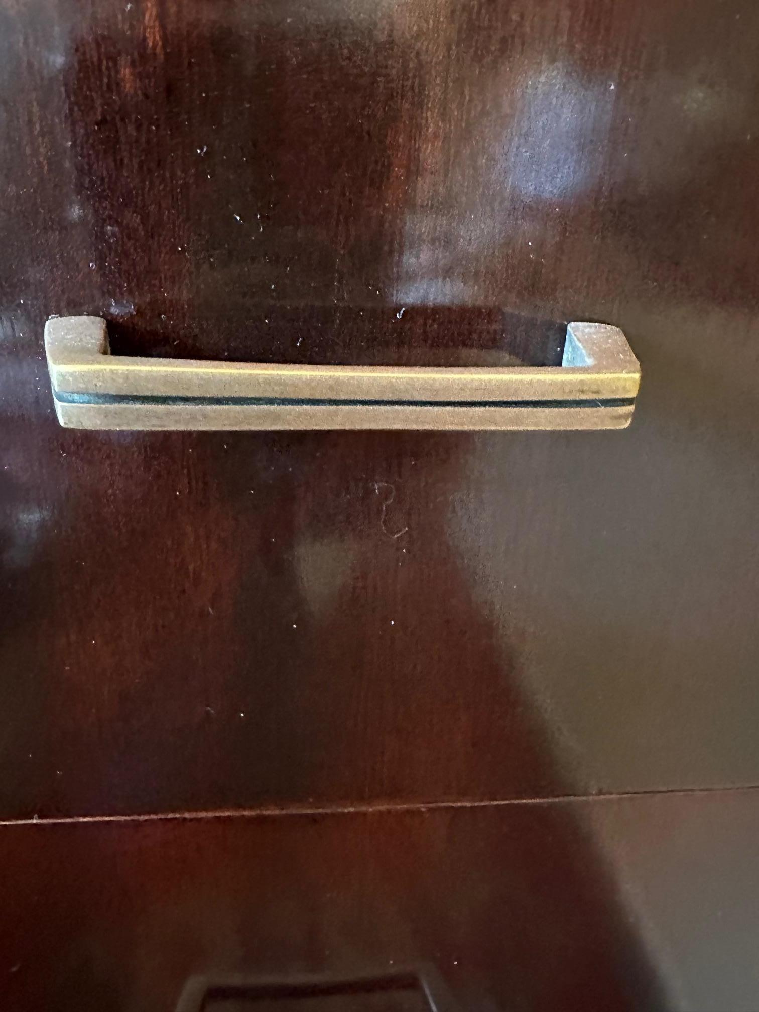 Metà XX secolo Elegante scrivania danese di design della metà del secolo moderno in vendita