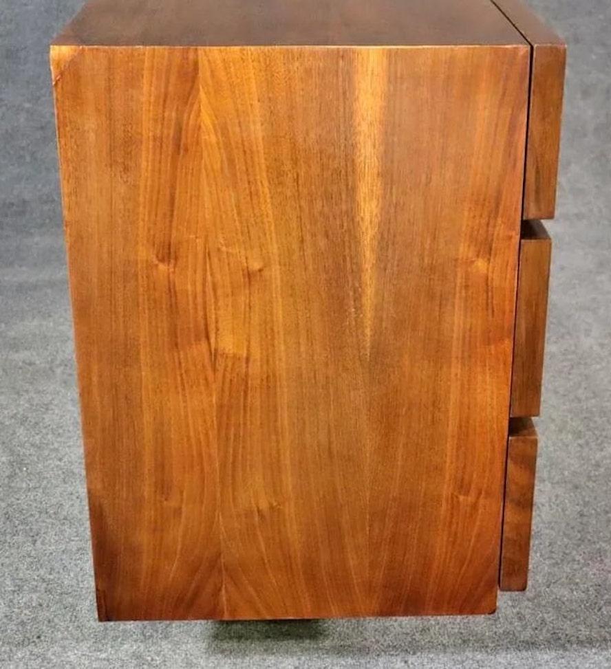 Sleek Dresser by Martinsville For Sale 2
