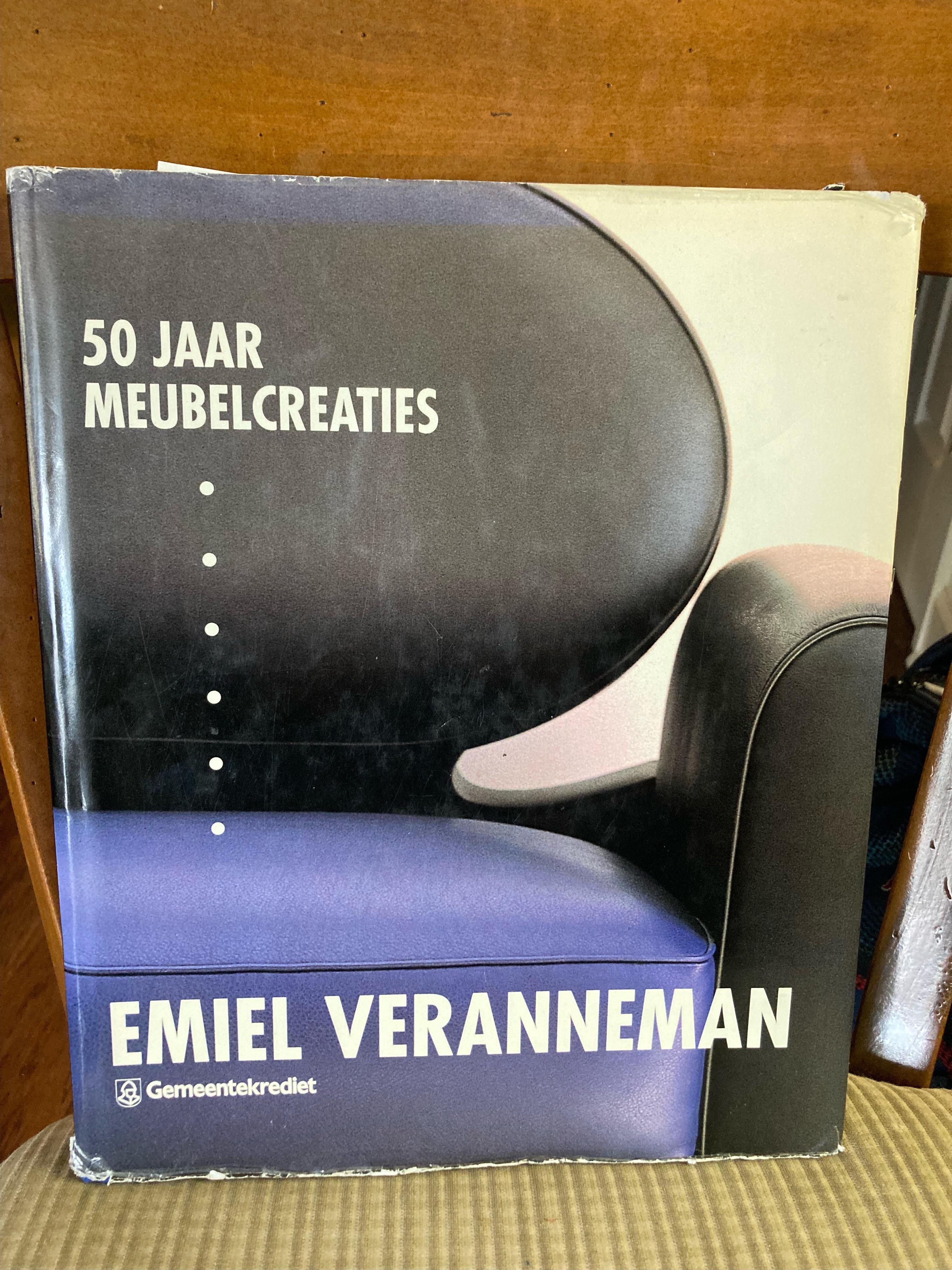 Sleek Emiel Veranneman Shiny Blue Lacquer Mid-Century Modern Console Table For Sale 6
