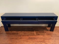 Eleganter Emiel Veranneman-Konsolentisch mit glänzendem blauem Lack, Mid-Century Modern