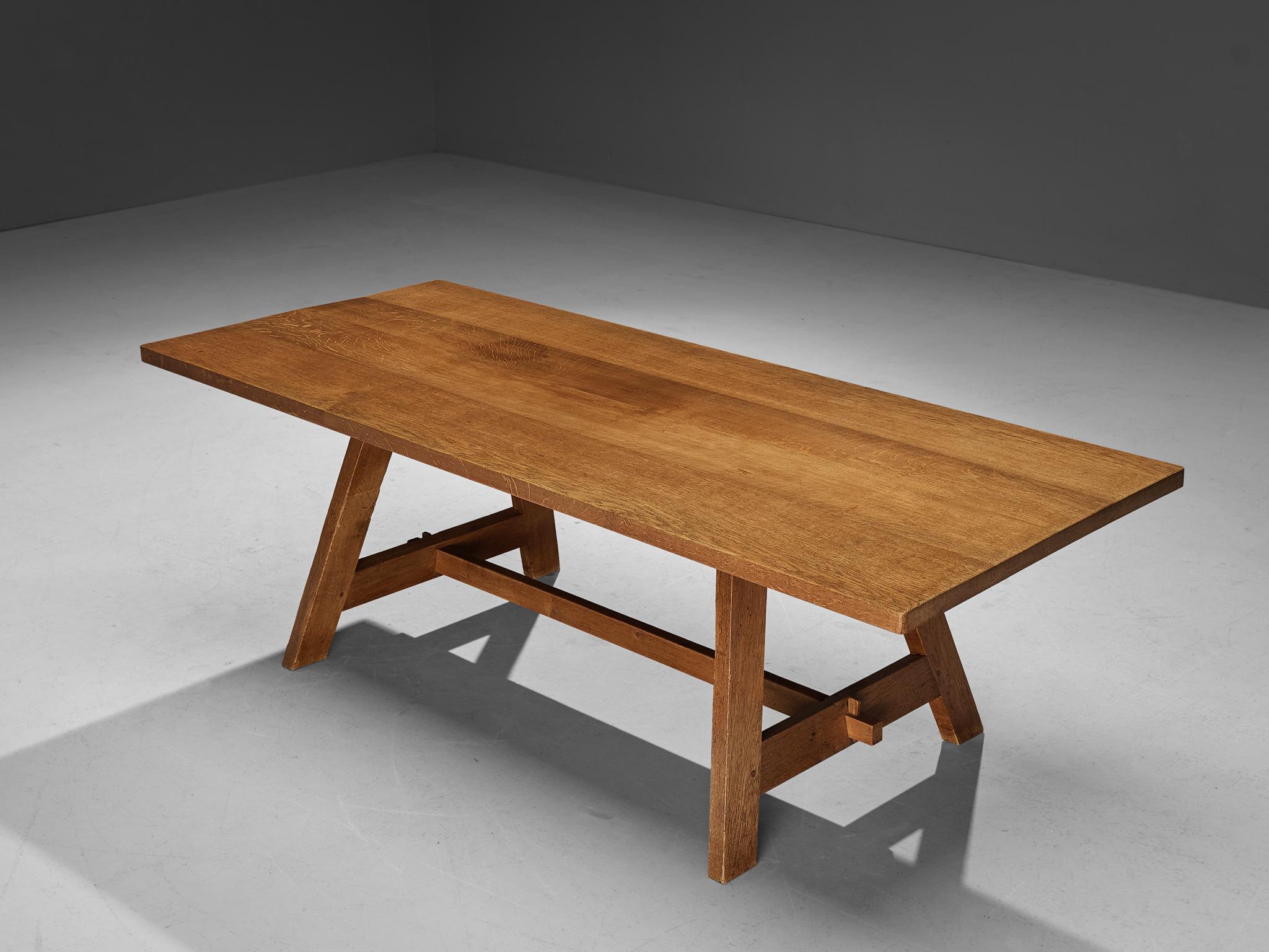 Mid-20th Century Sleek French Dining Table with Sculptural Base in Oak