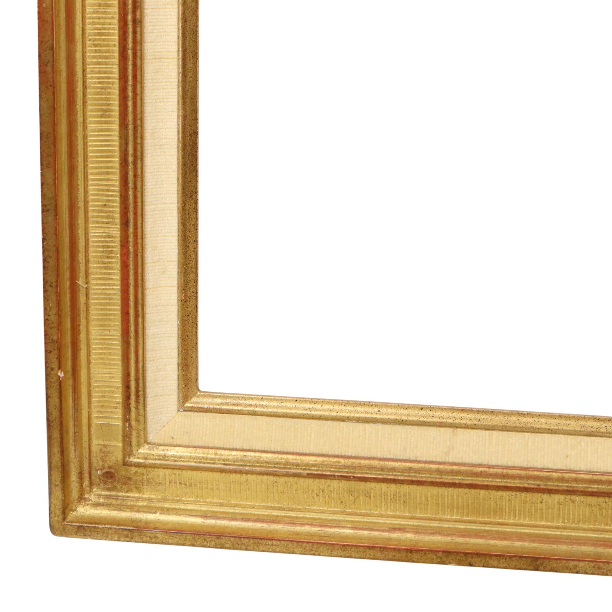 Sleek Golden Wooden Frame Painting Frame Classic 86x63cm In Good Condition For Sale In Poperinge, BE
